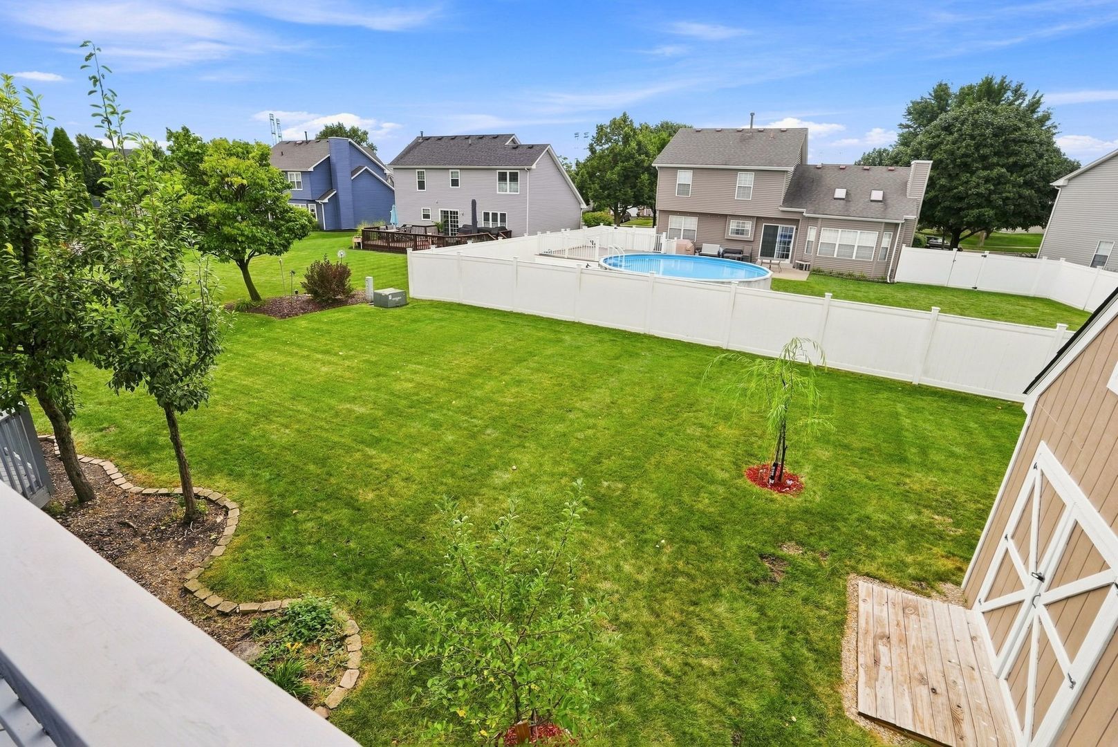 main property photo 45