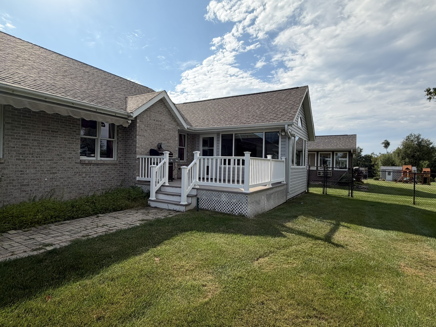 main property photo 68