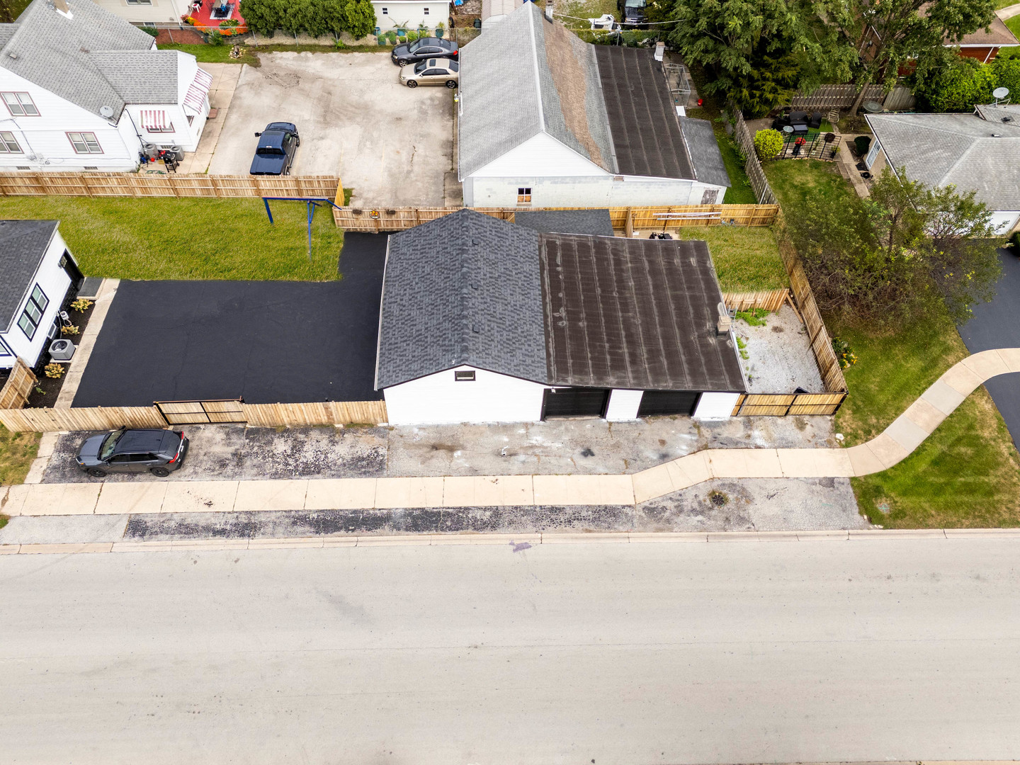 main property photo 34