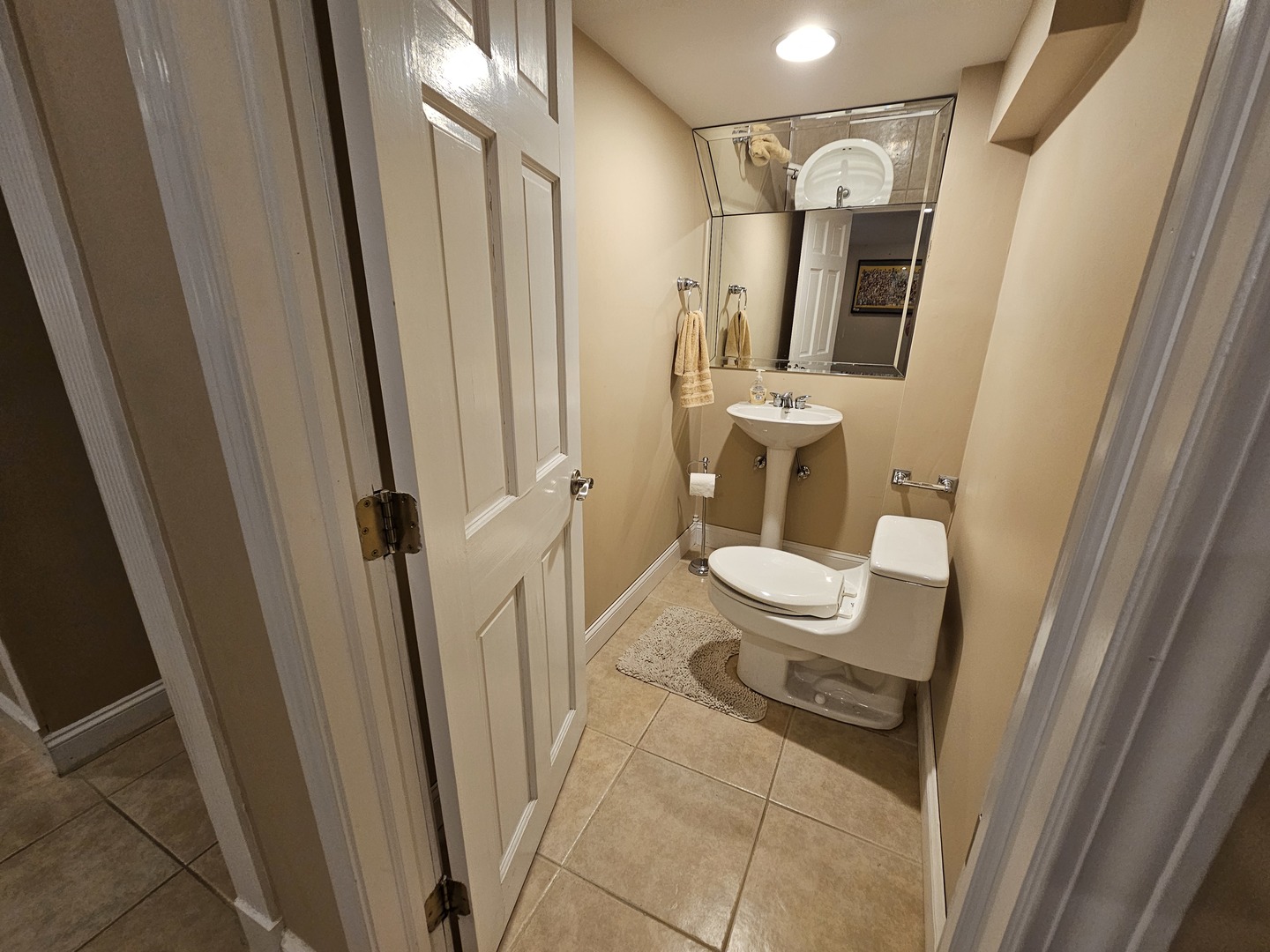 main property photo 23