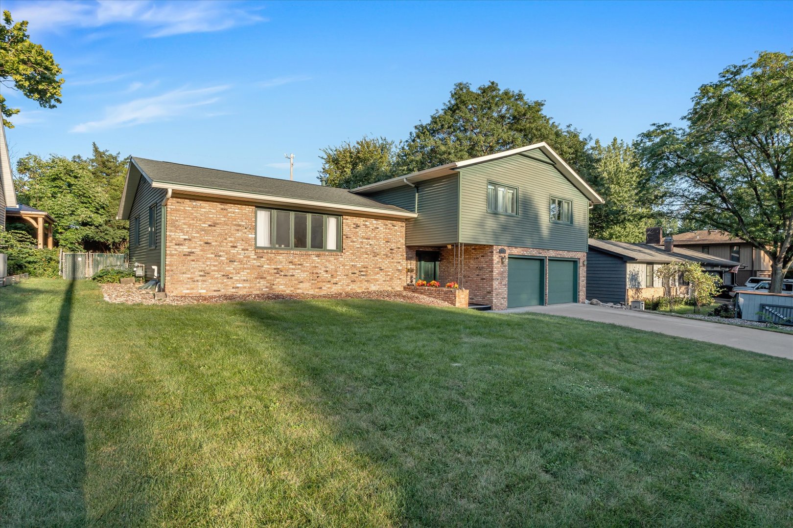 main property photo 43