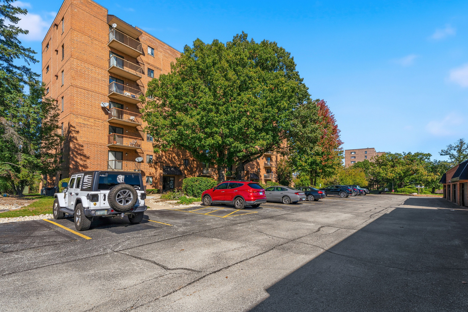 main property photo 30