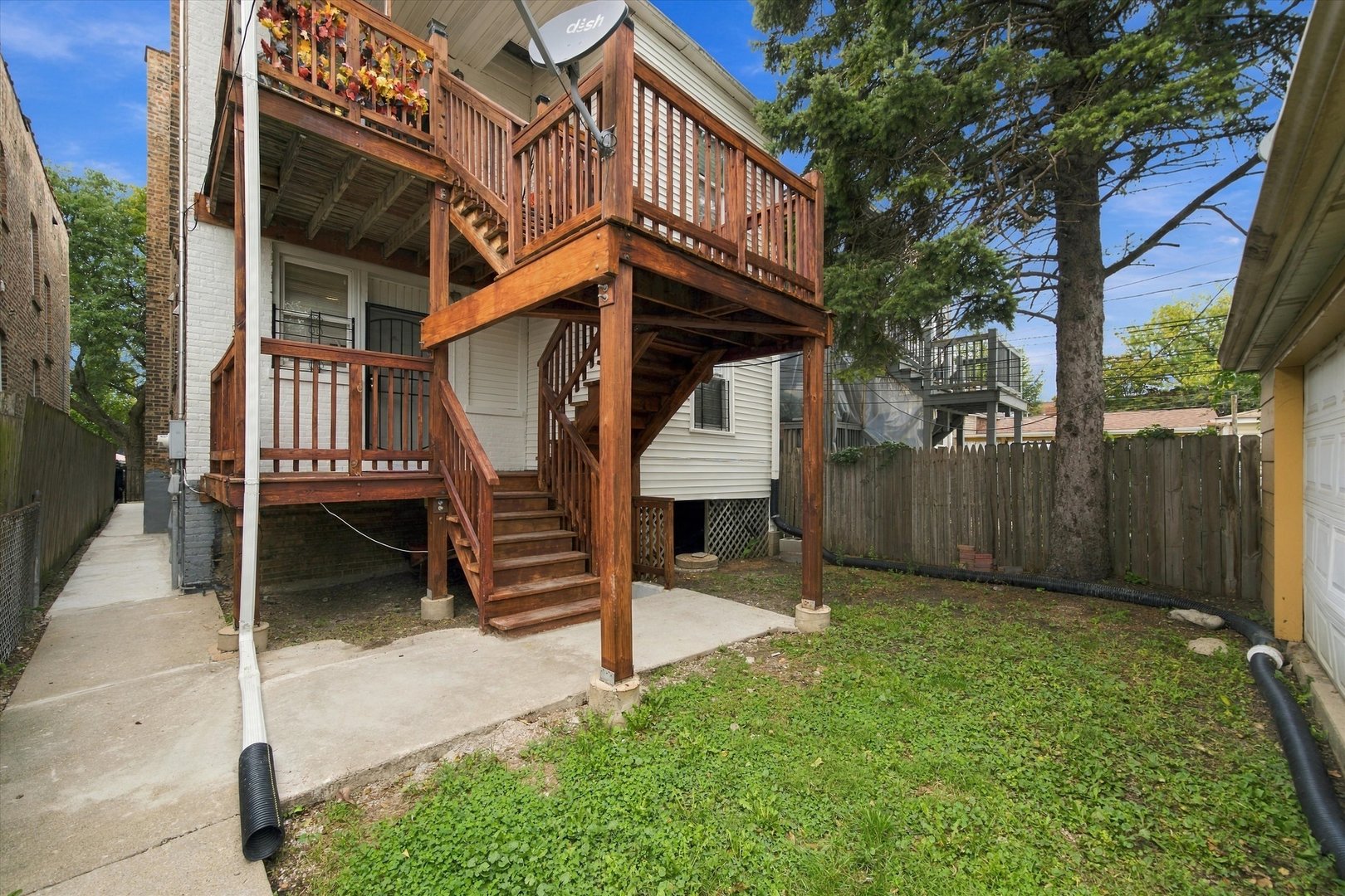 main property photo 25