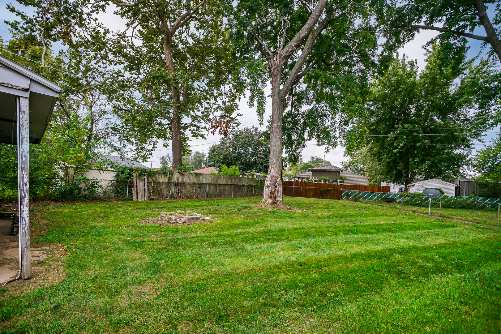 main property photo 17