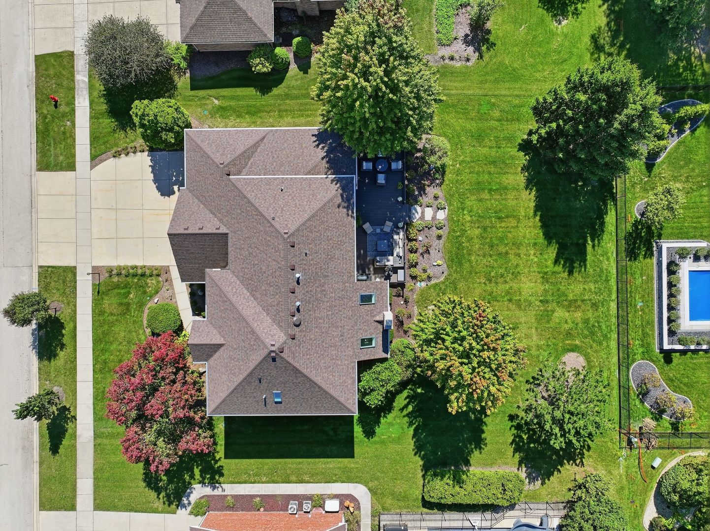 main property photo 68