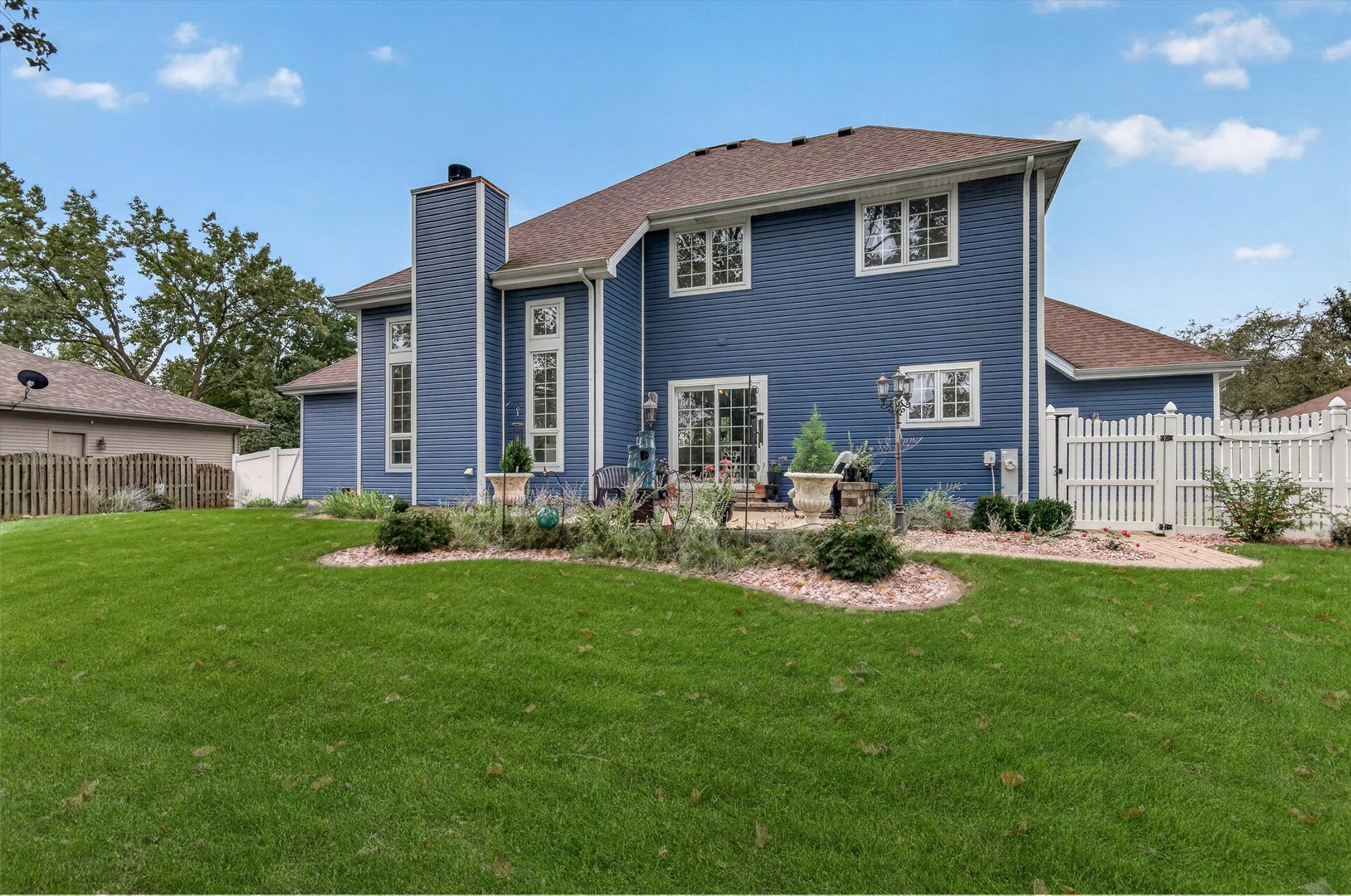 main property photo 41