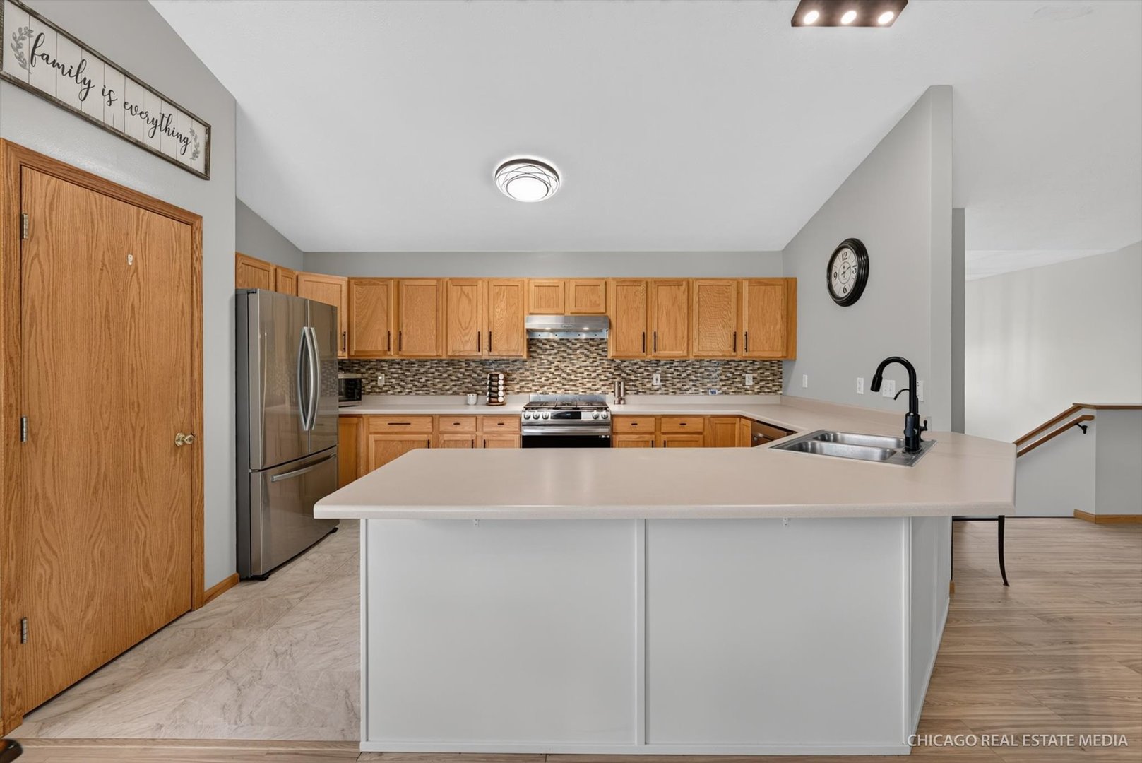main property photo 12