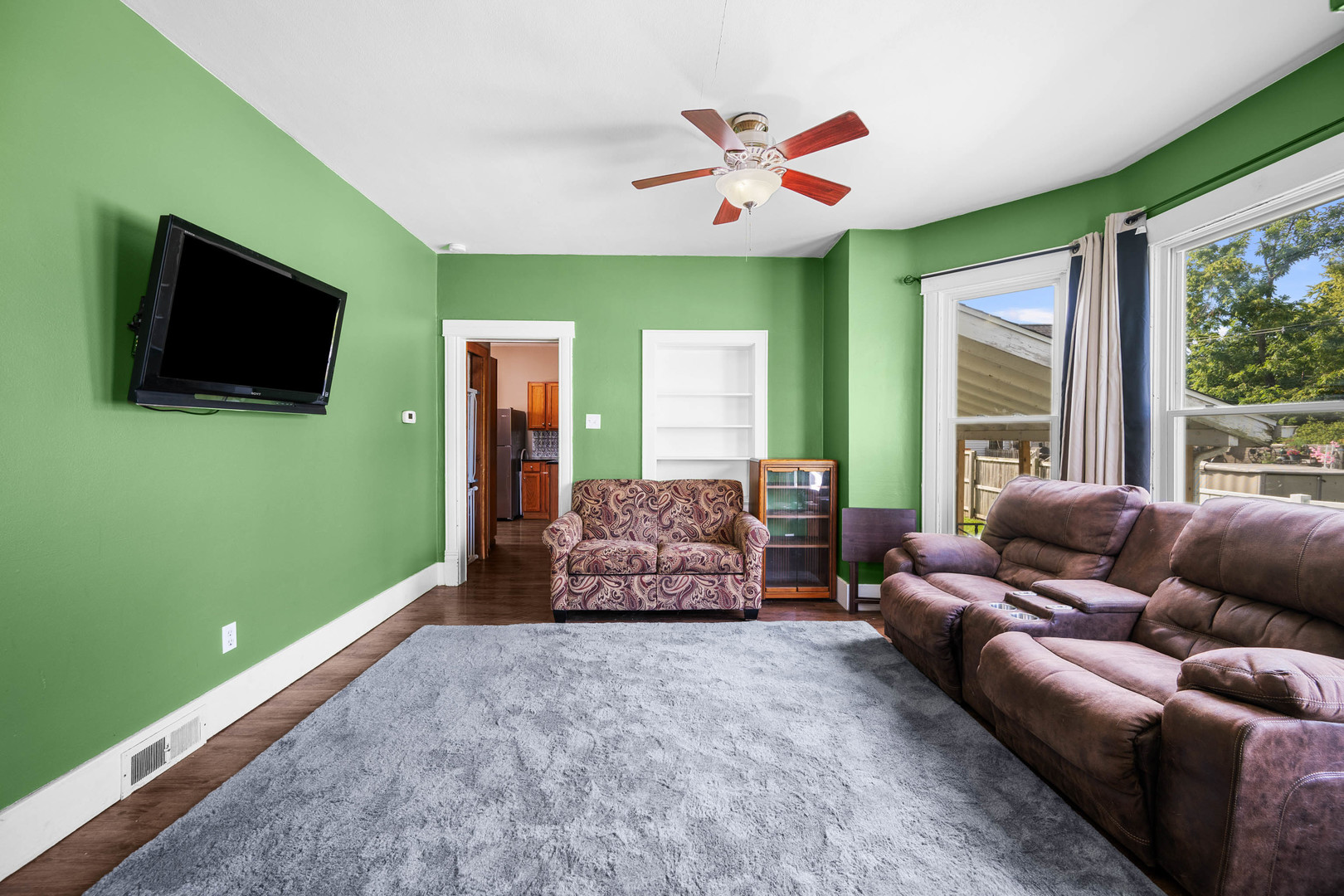 main property photo 16