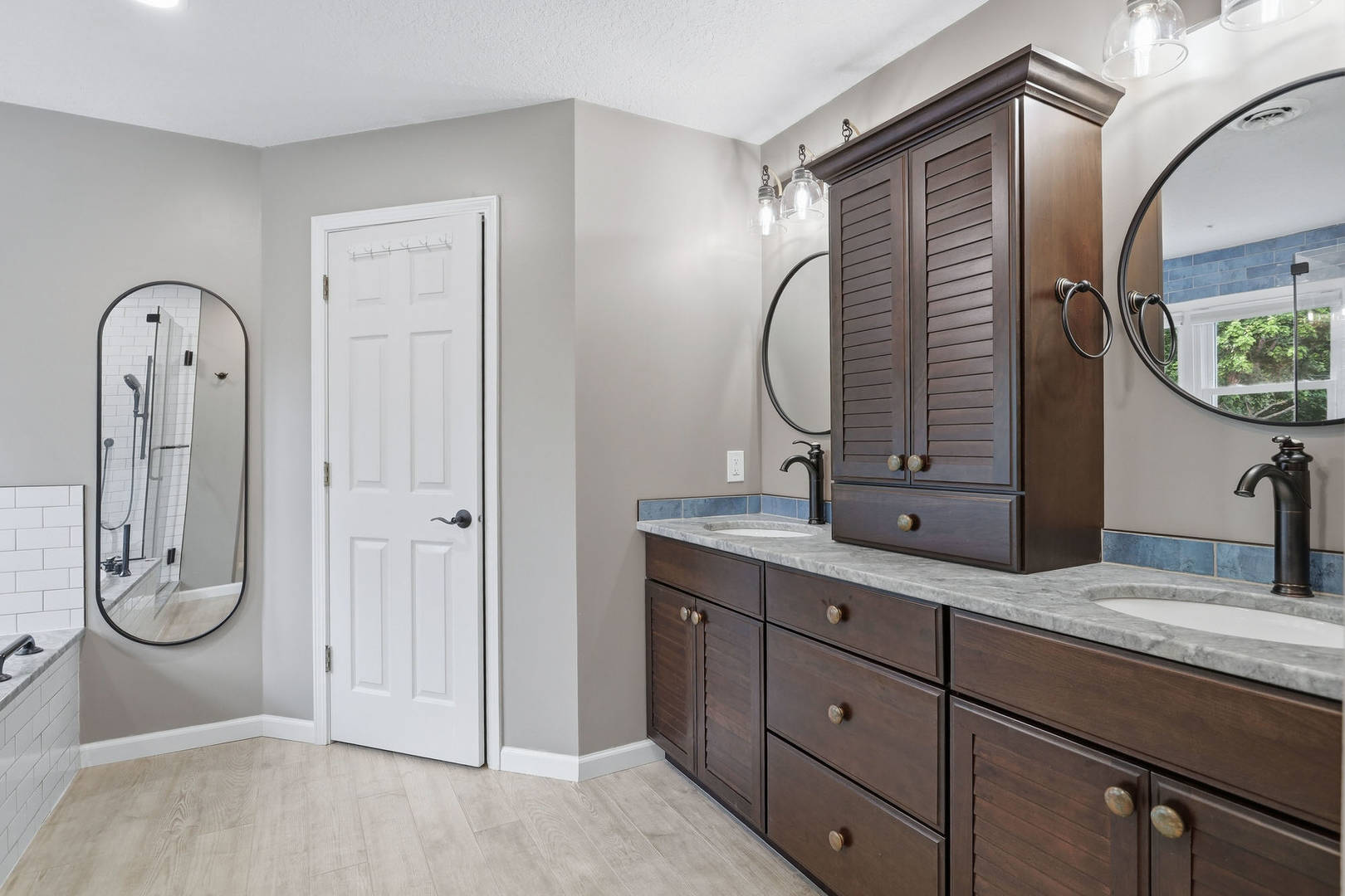 main property photo 59