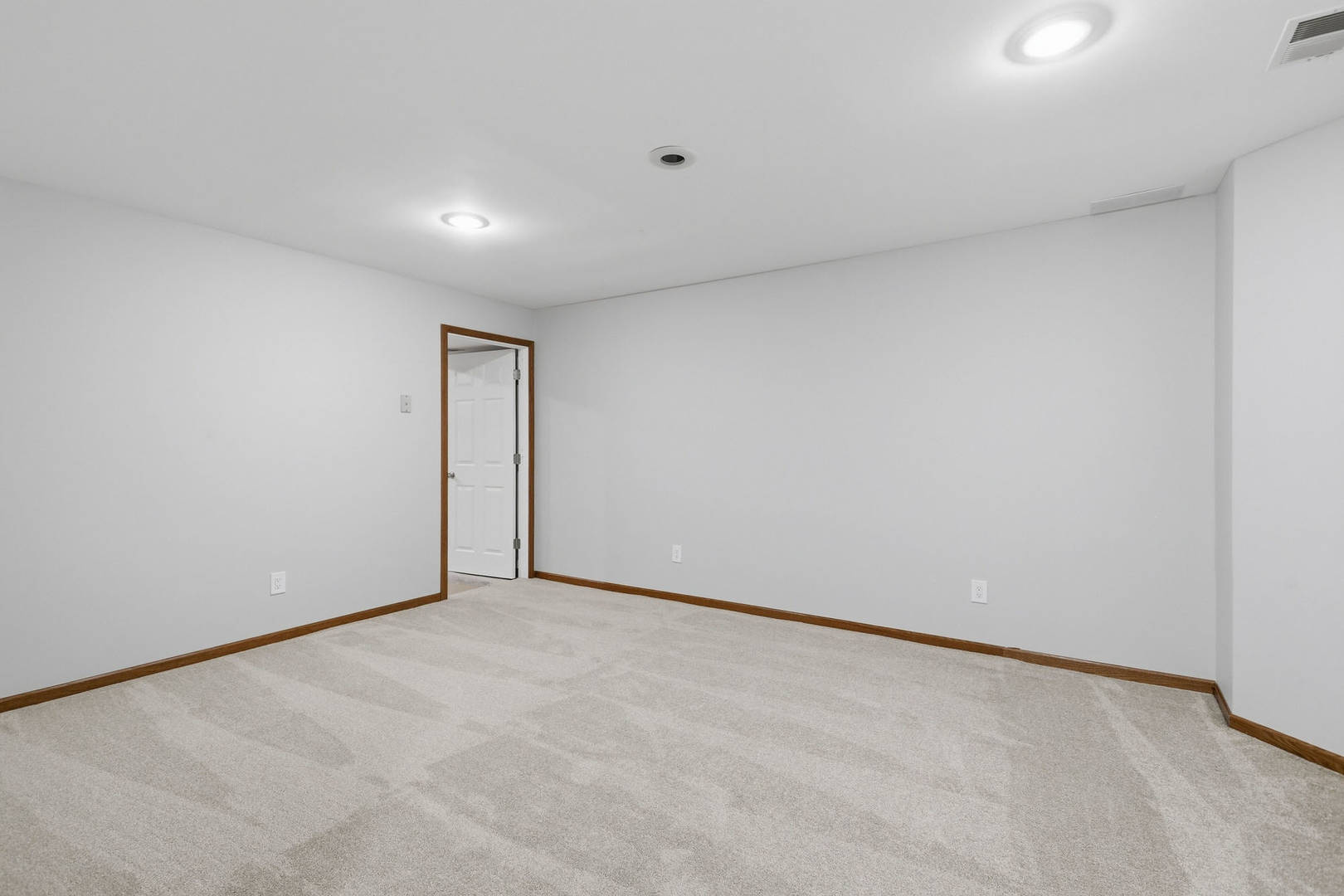 main property photo 63