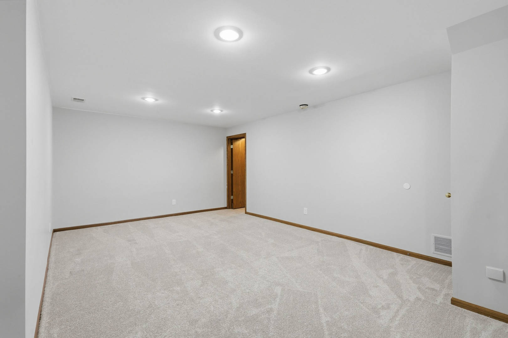 main property photo 66