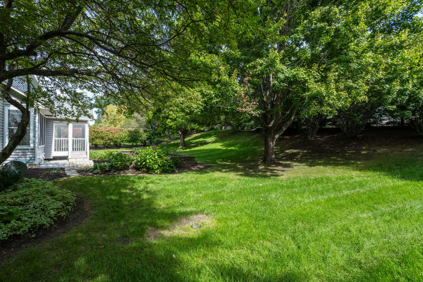 main property photo 74