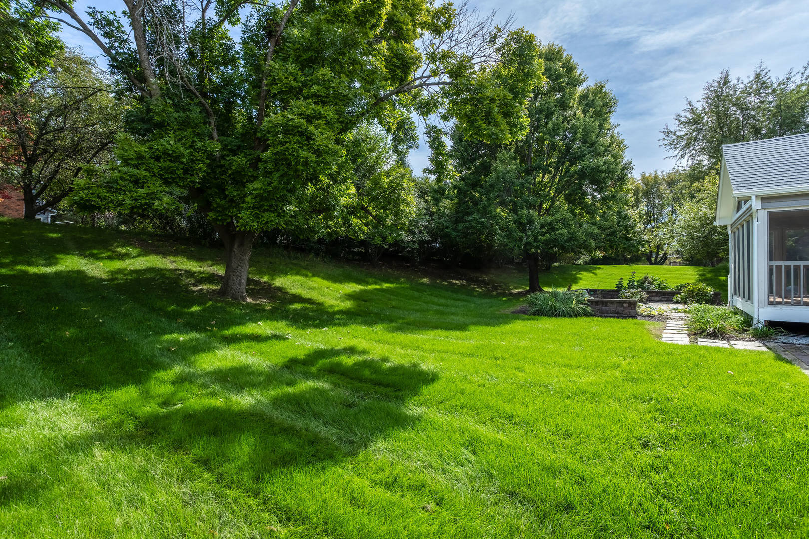 main property photo 78