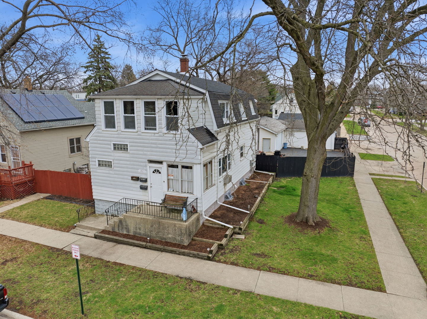 main property photo 34