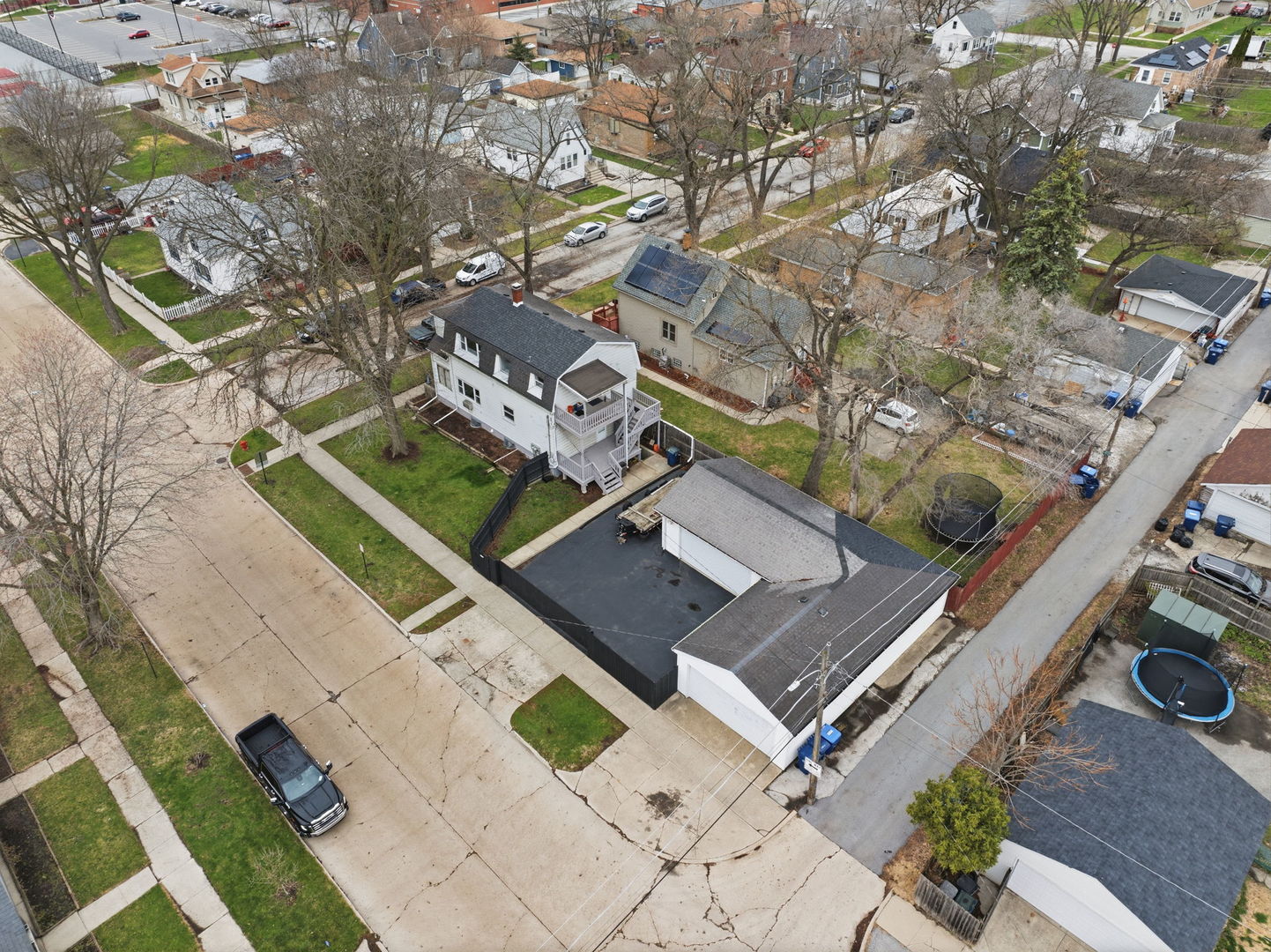 main property photo 38