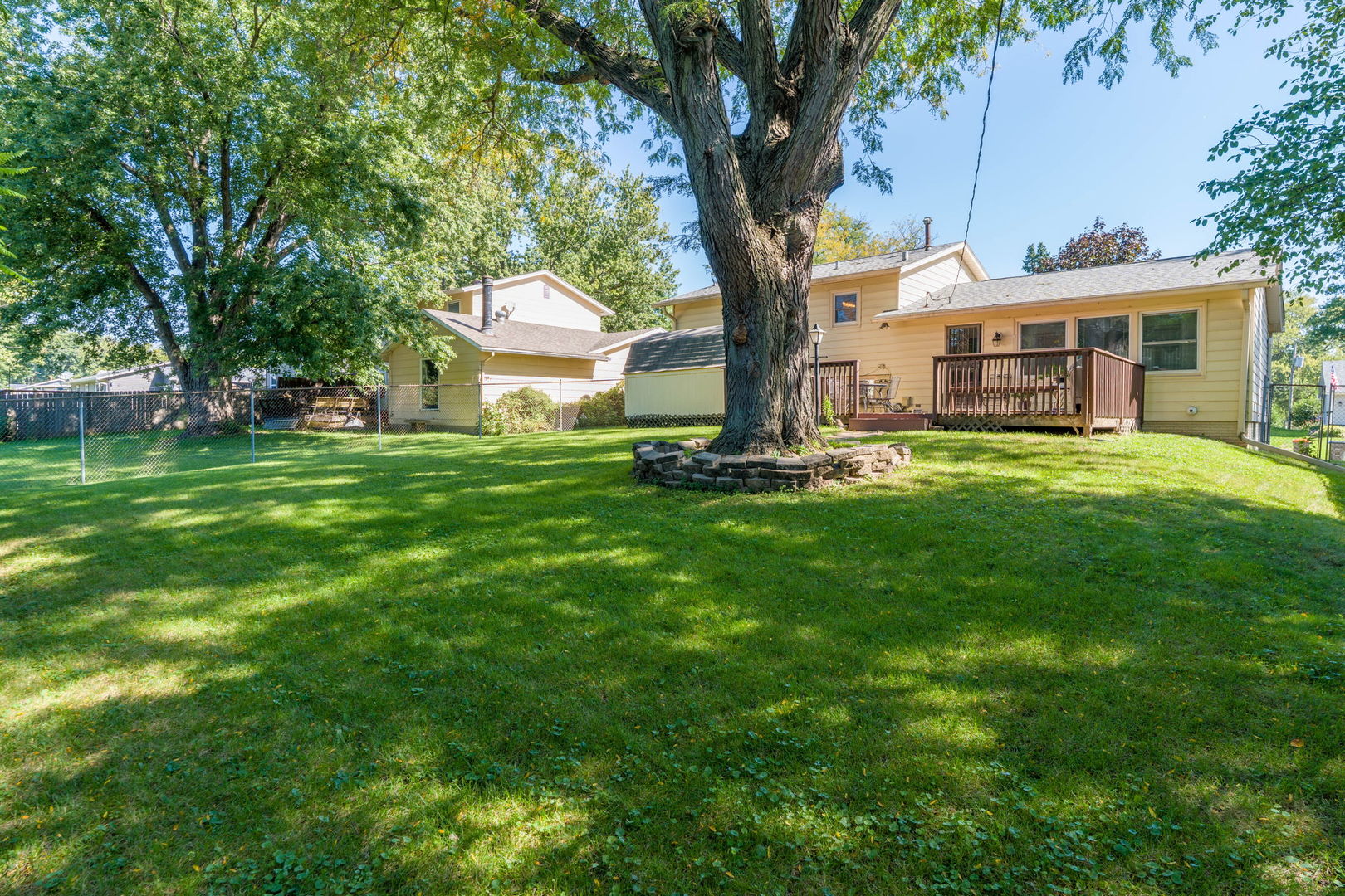 main property photo 24