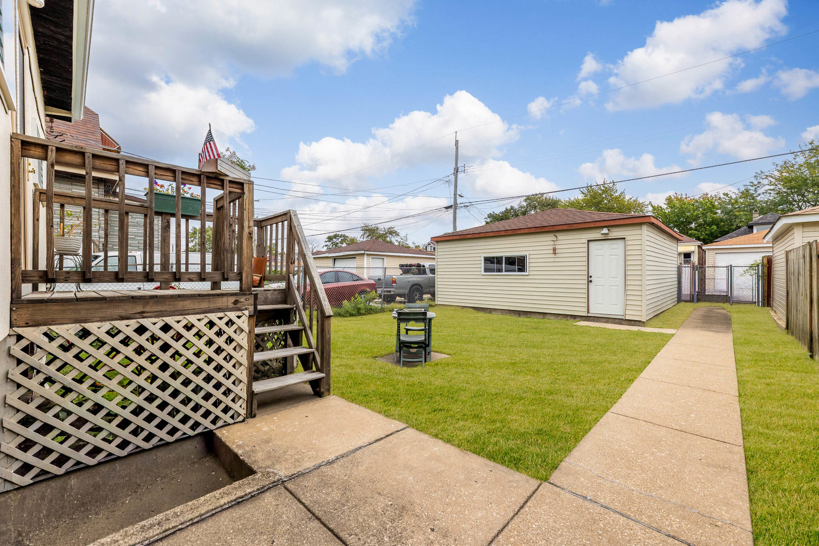 main property photo 22