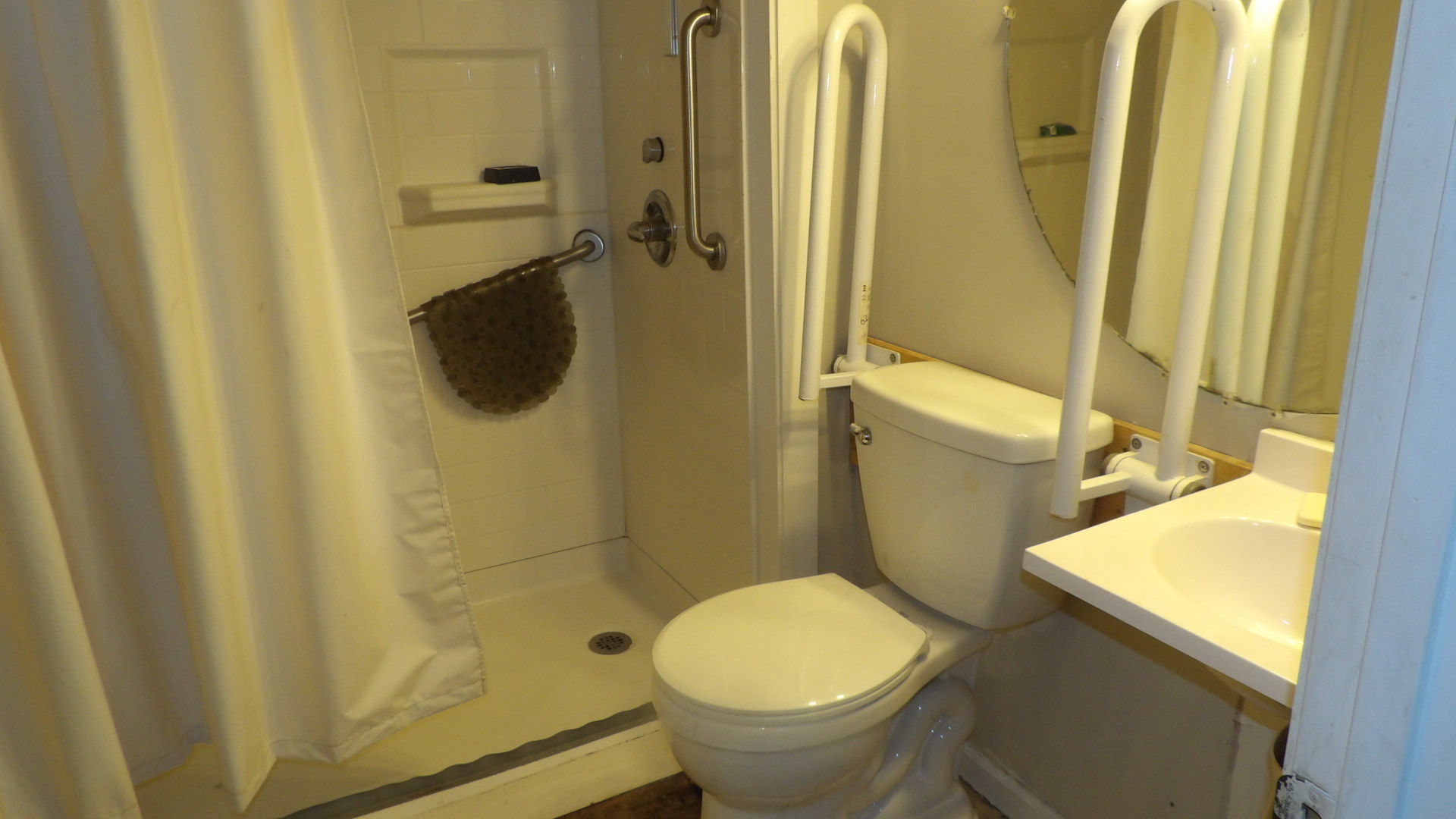 main property photo 5