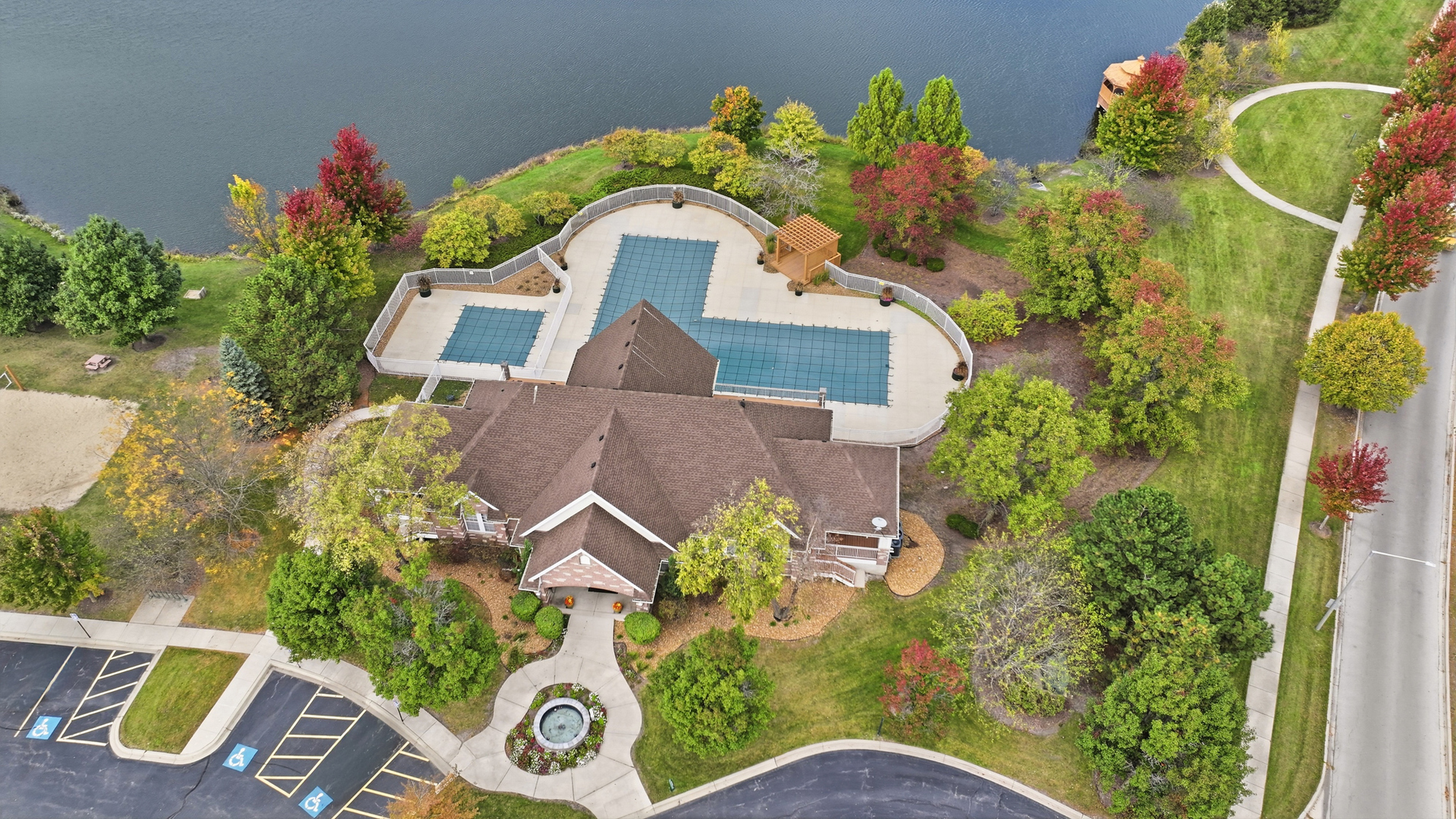 main property photo 39