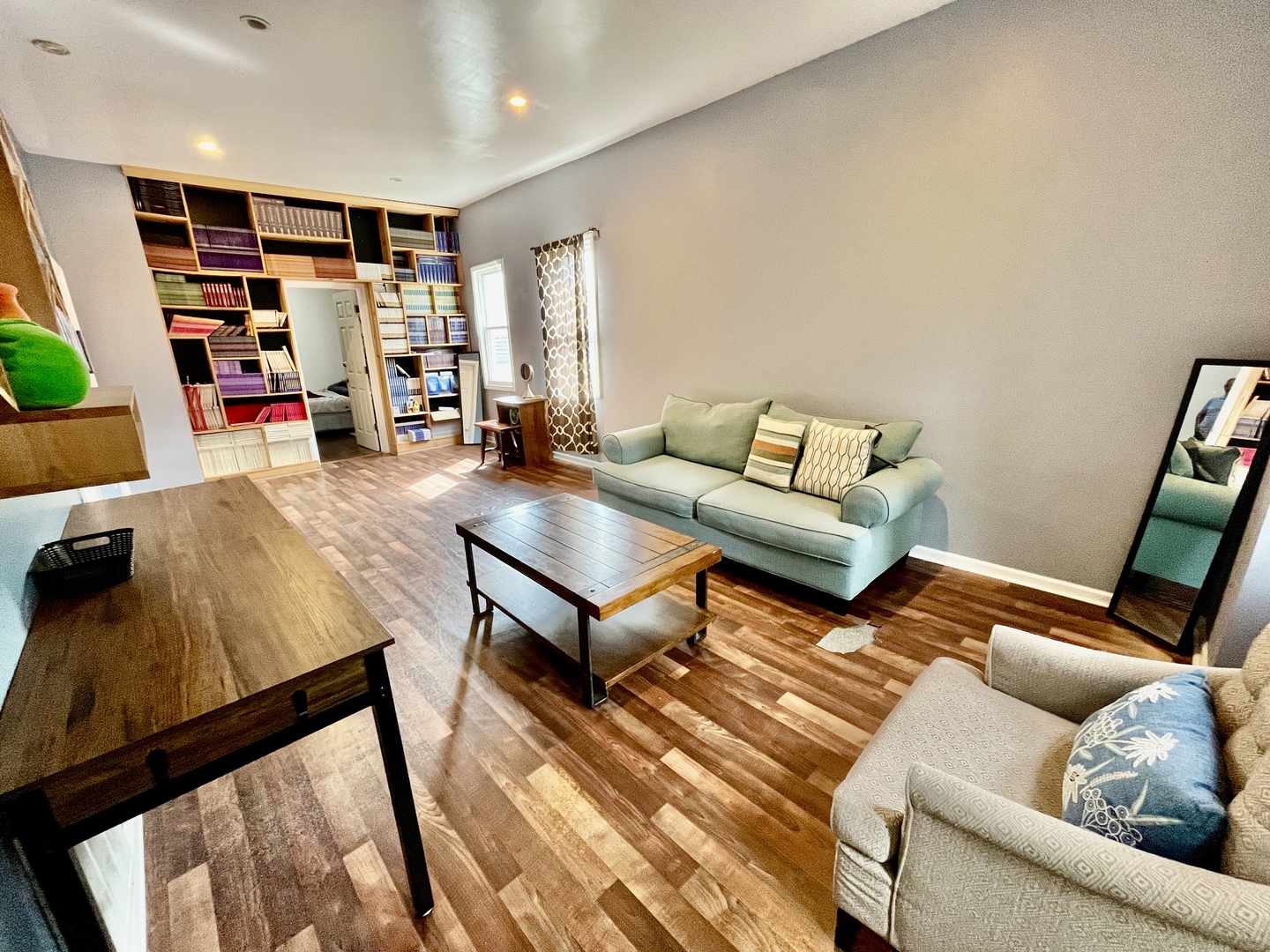 main property photo 6