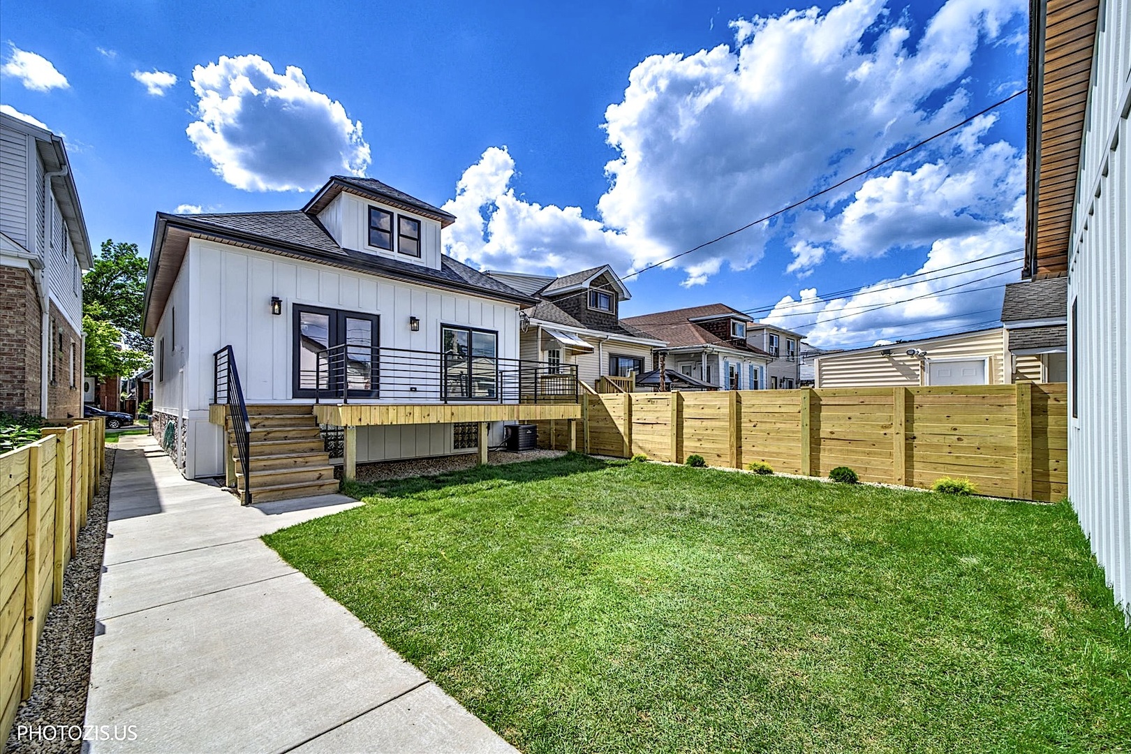 main property photo 50