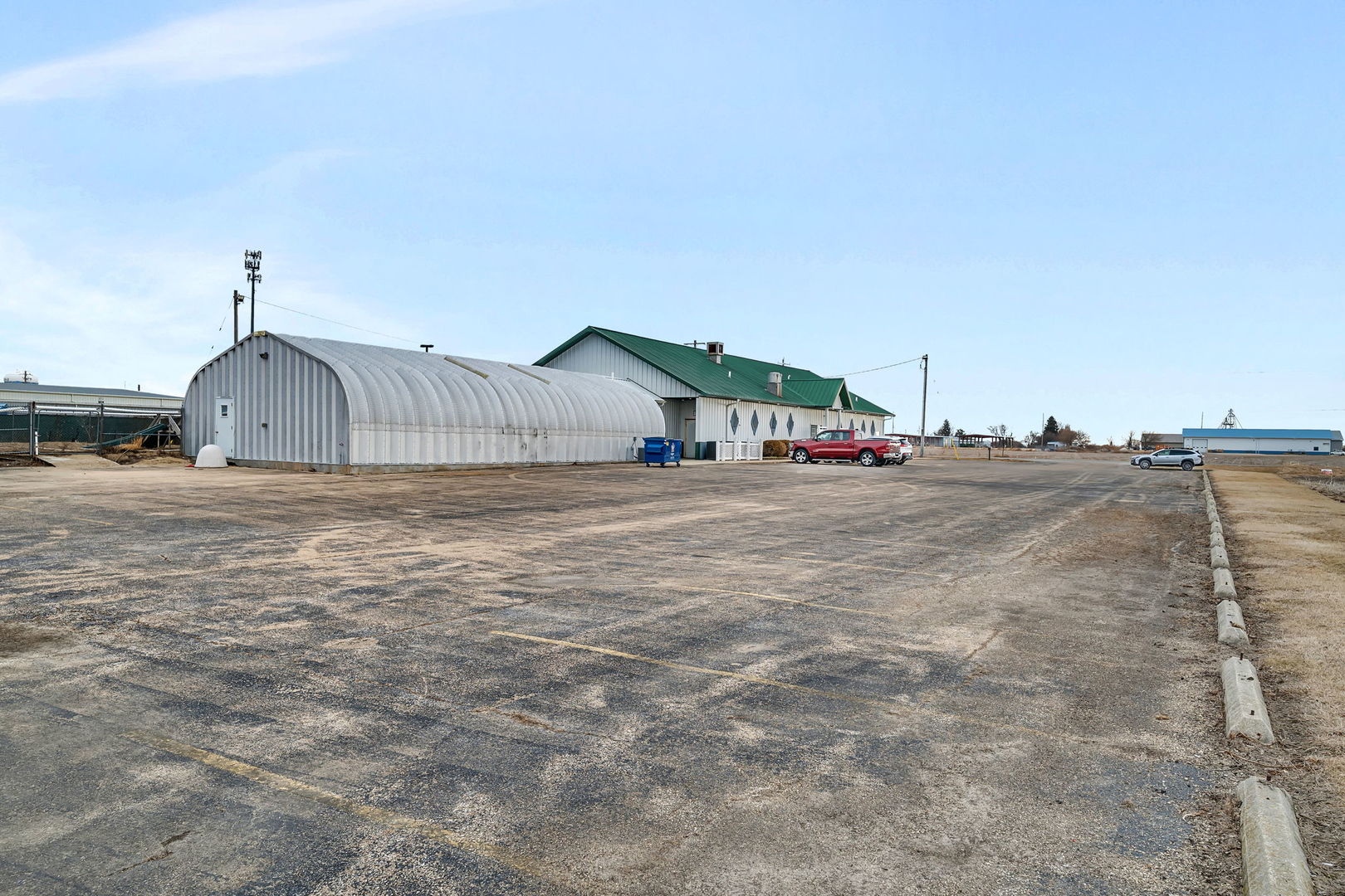 main property photo 21