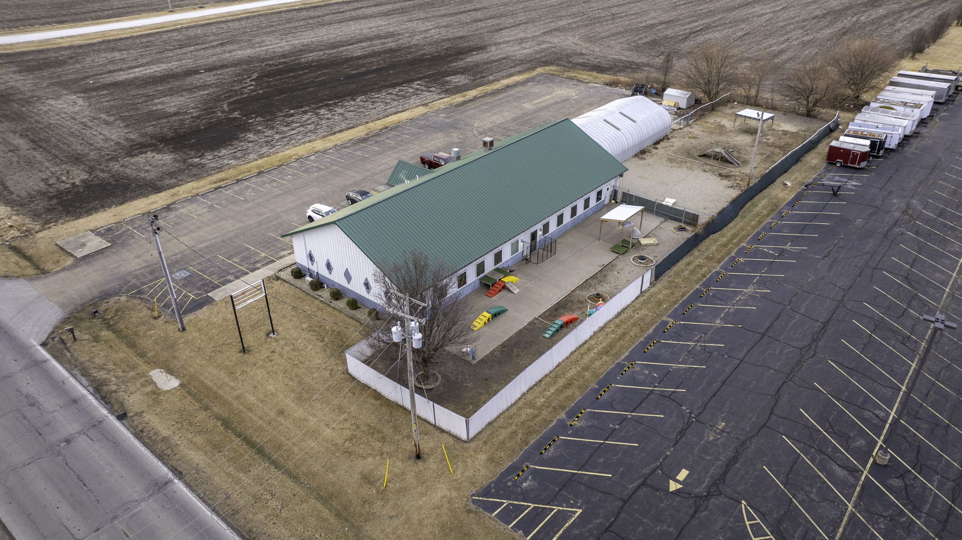 main property photo 24