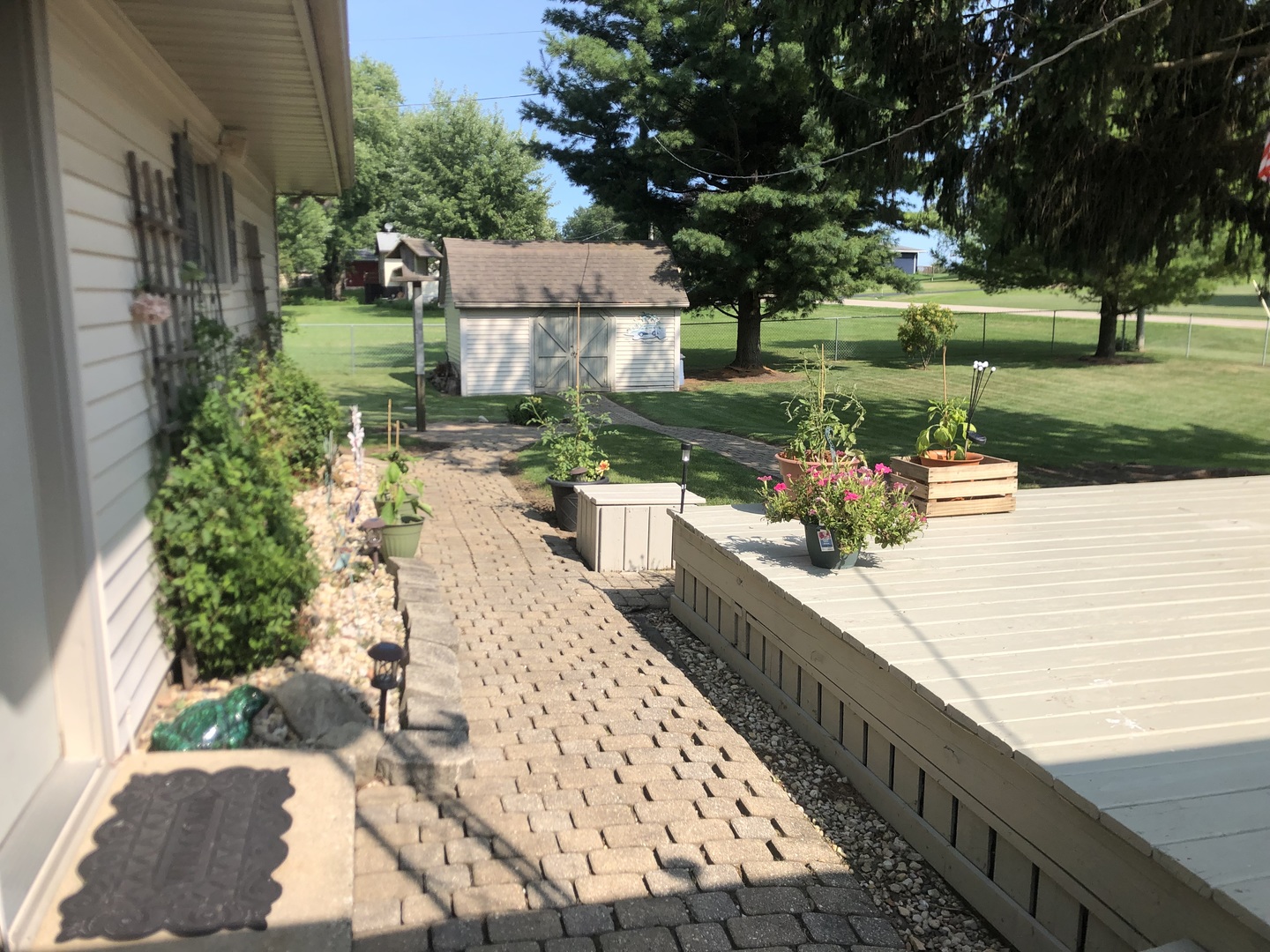 main property photo 4