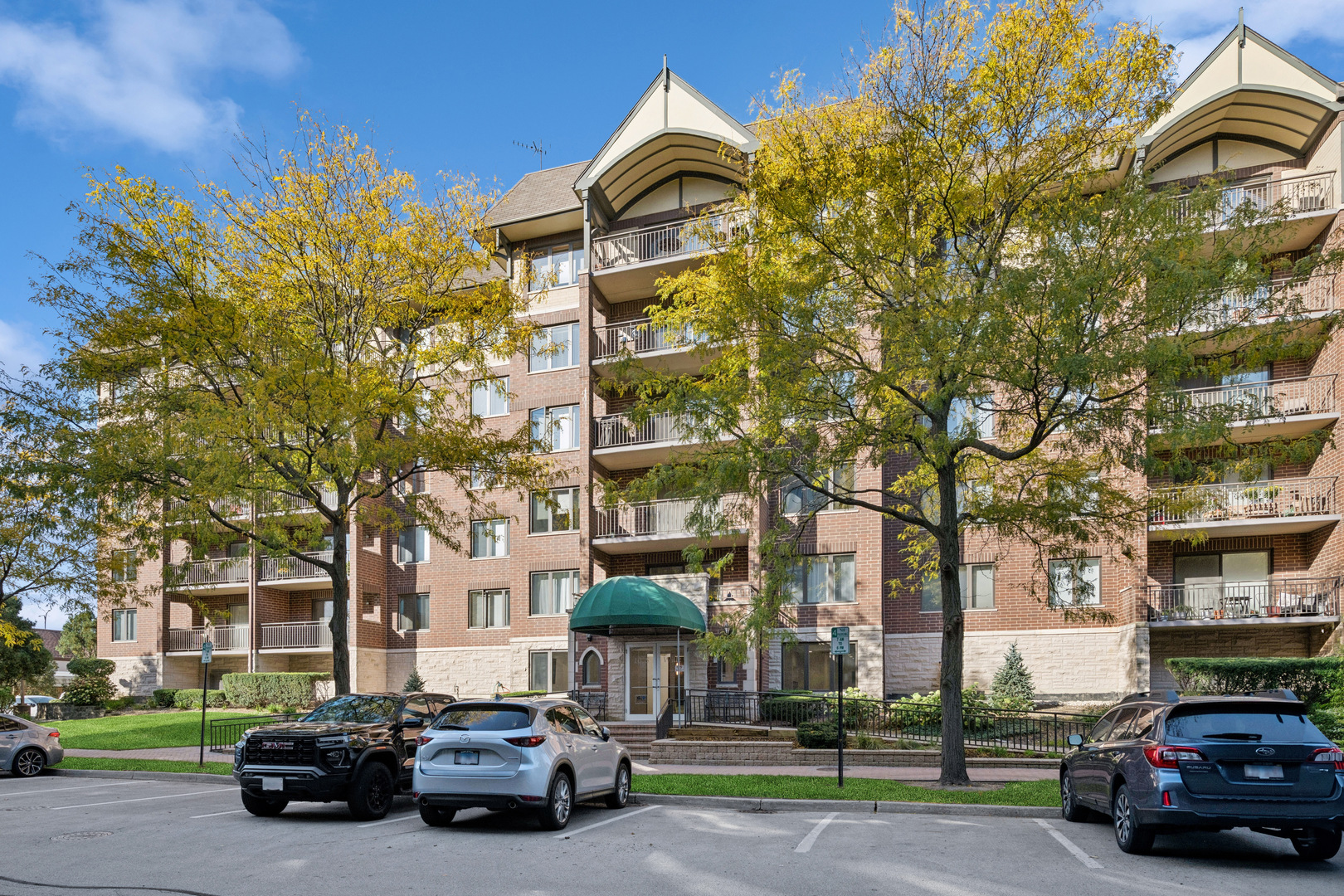 main property photo 17