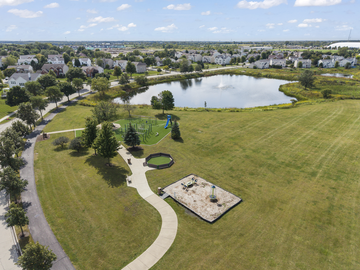 main property photo 32