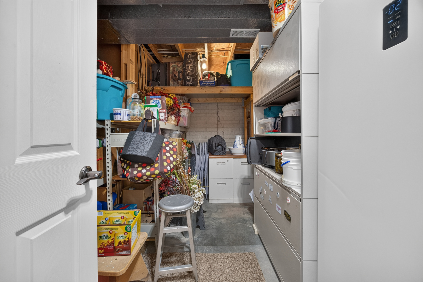 main property photo 40