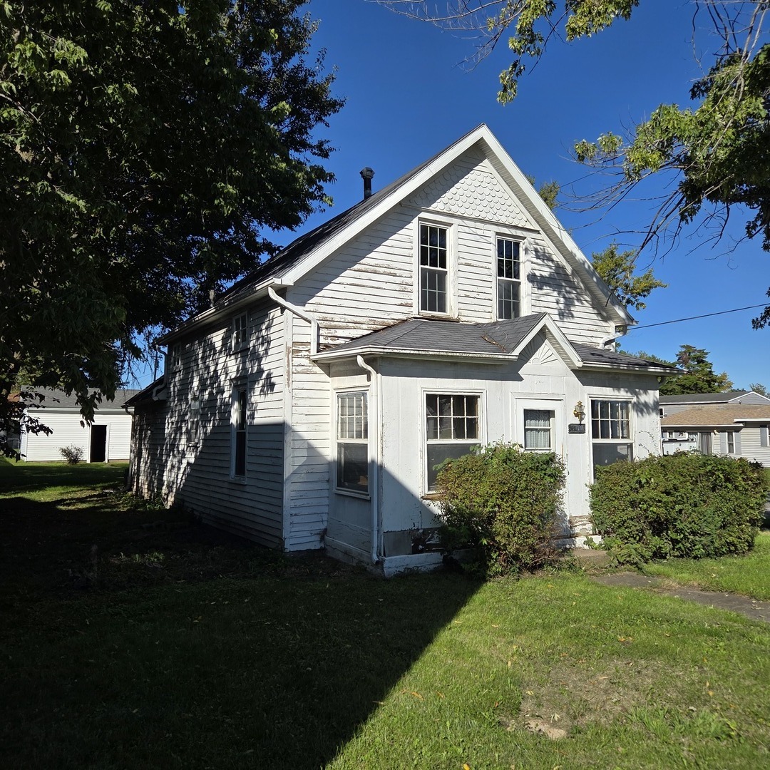 main property photo 35