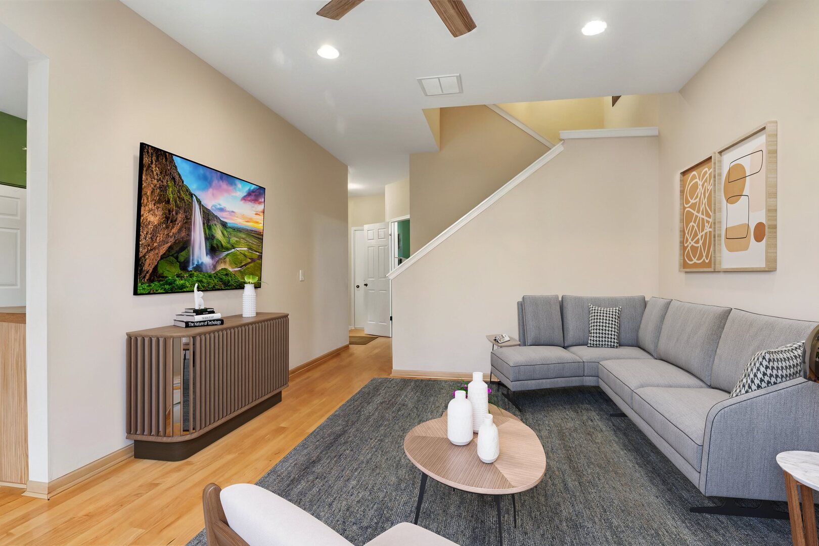 main property photo 2