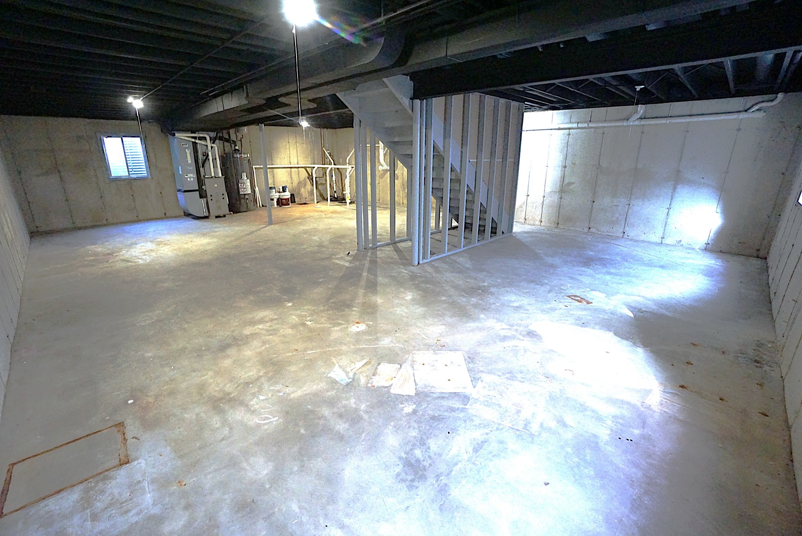 main property photo 34