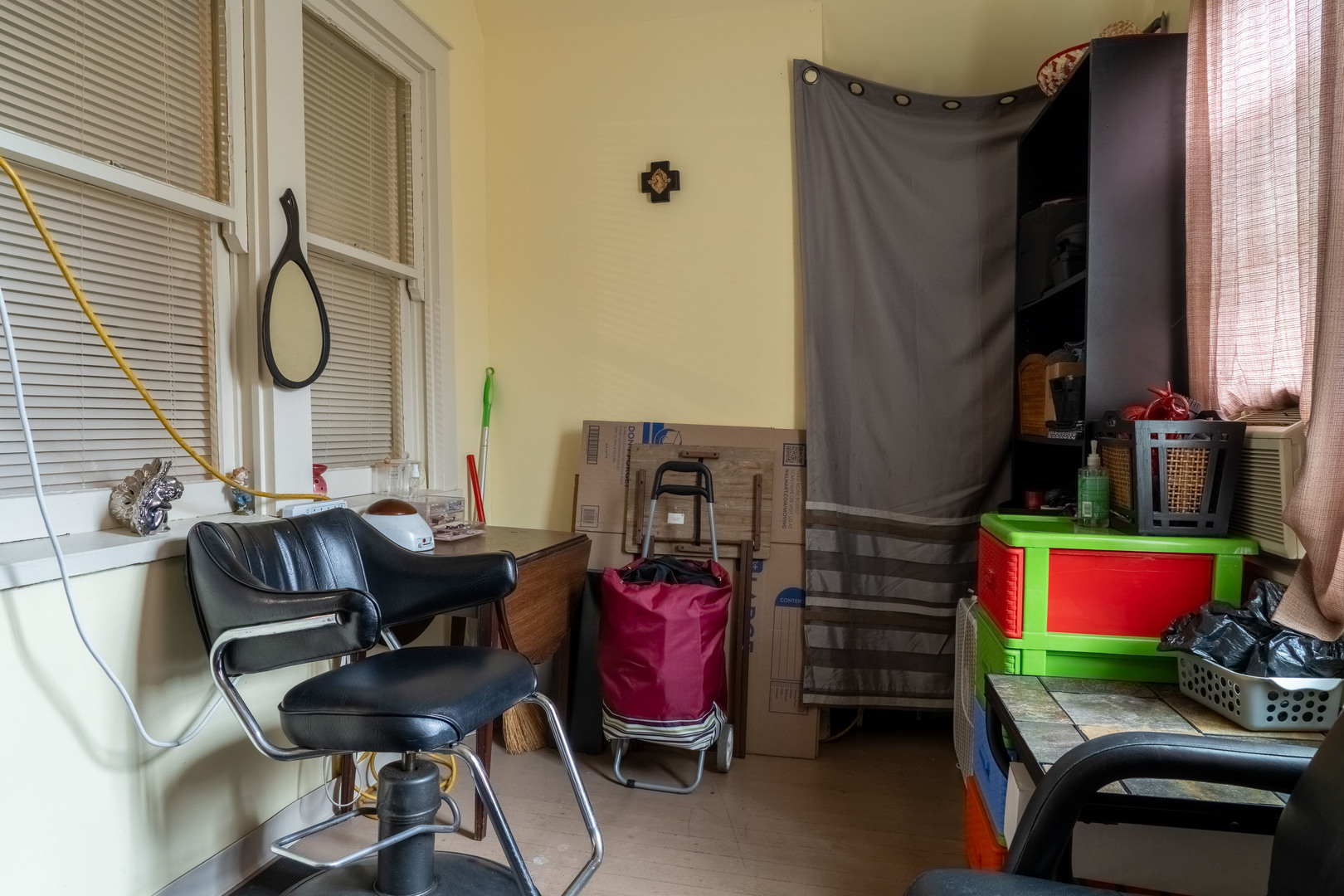 main property photo 30