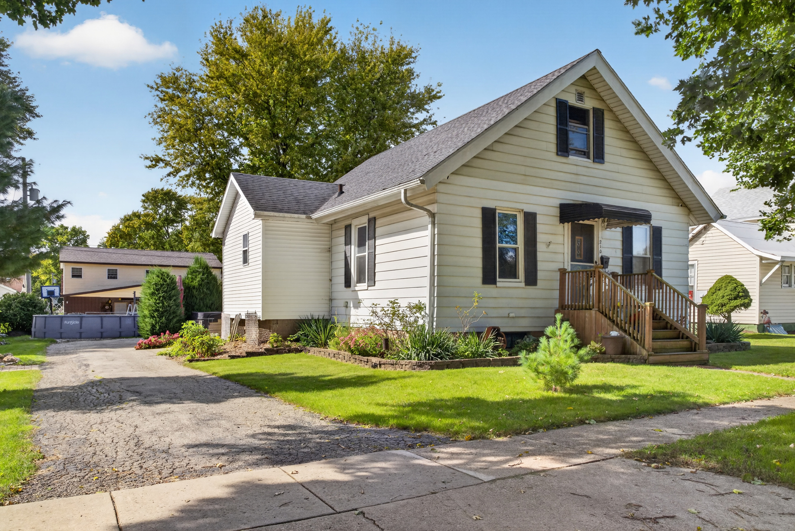 main property photo 1