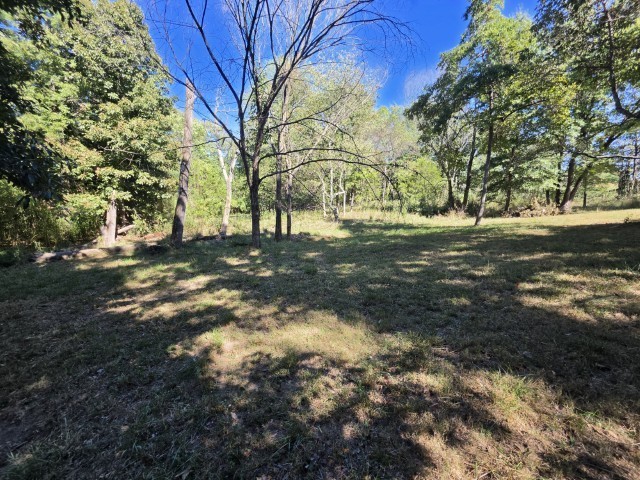 main property photo 11