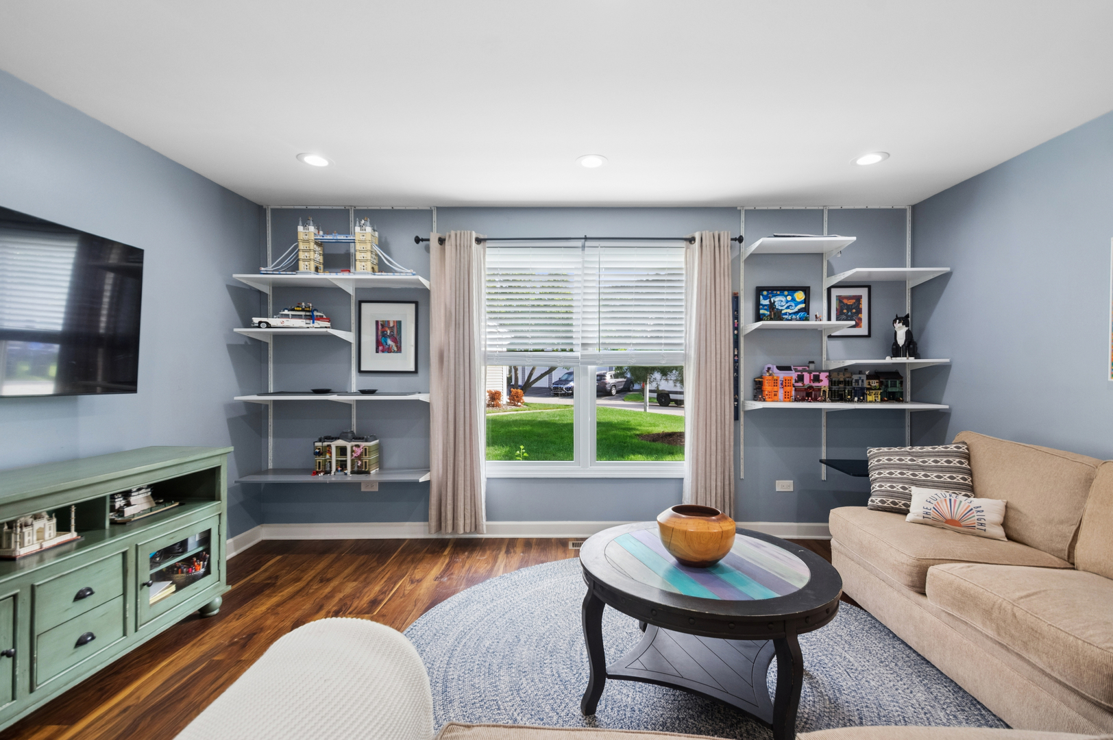 main property photo 5