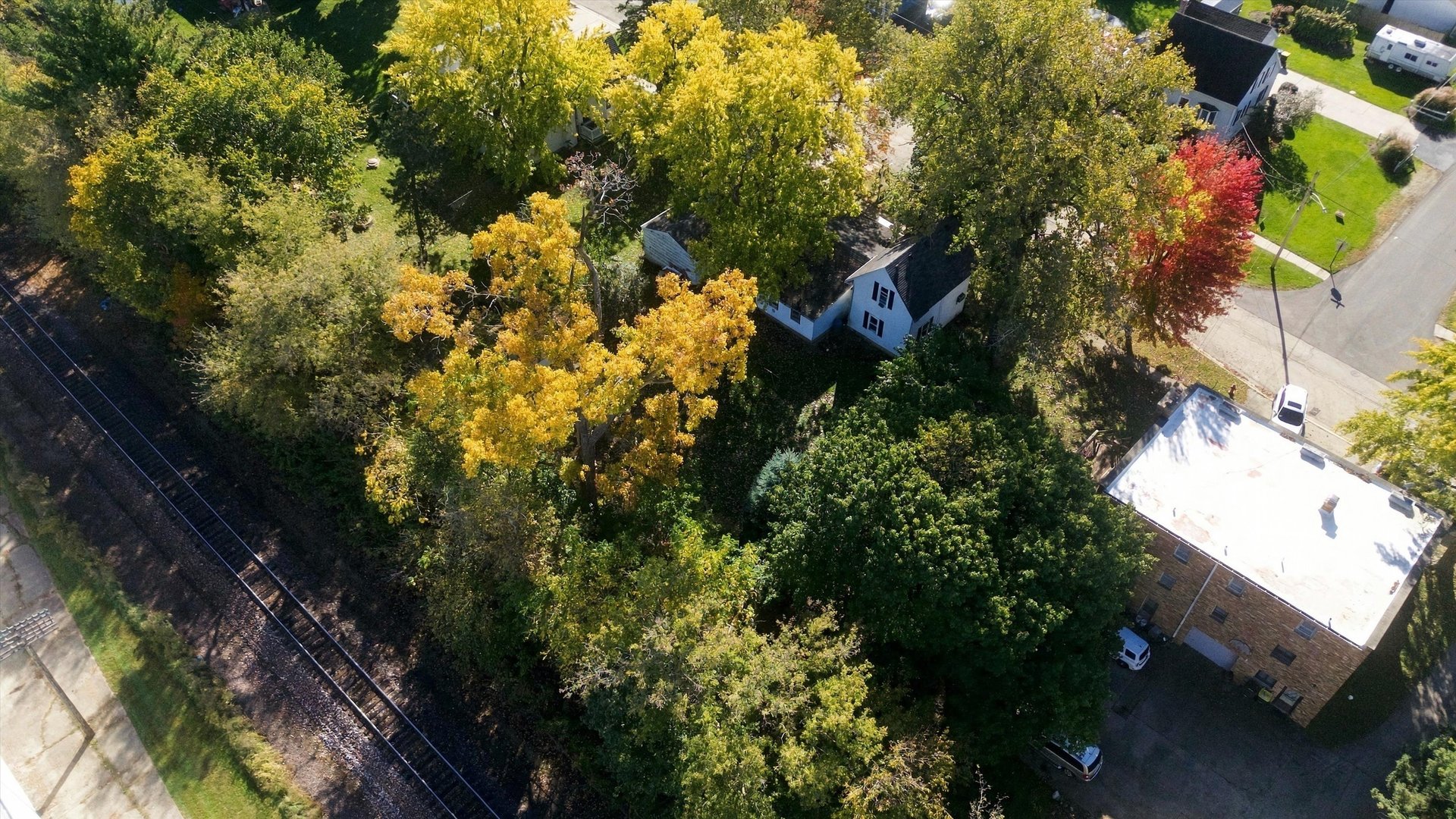 main property photo 31