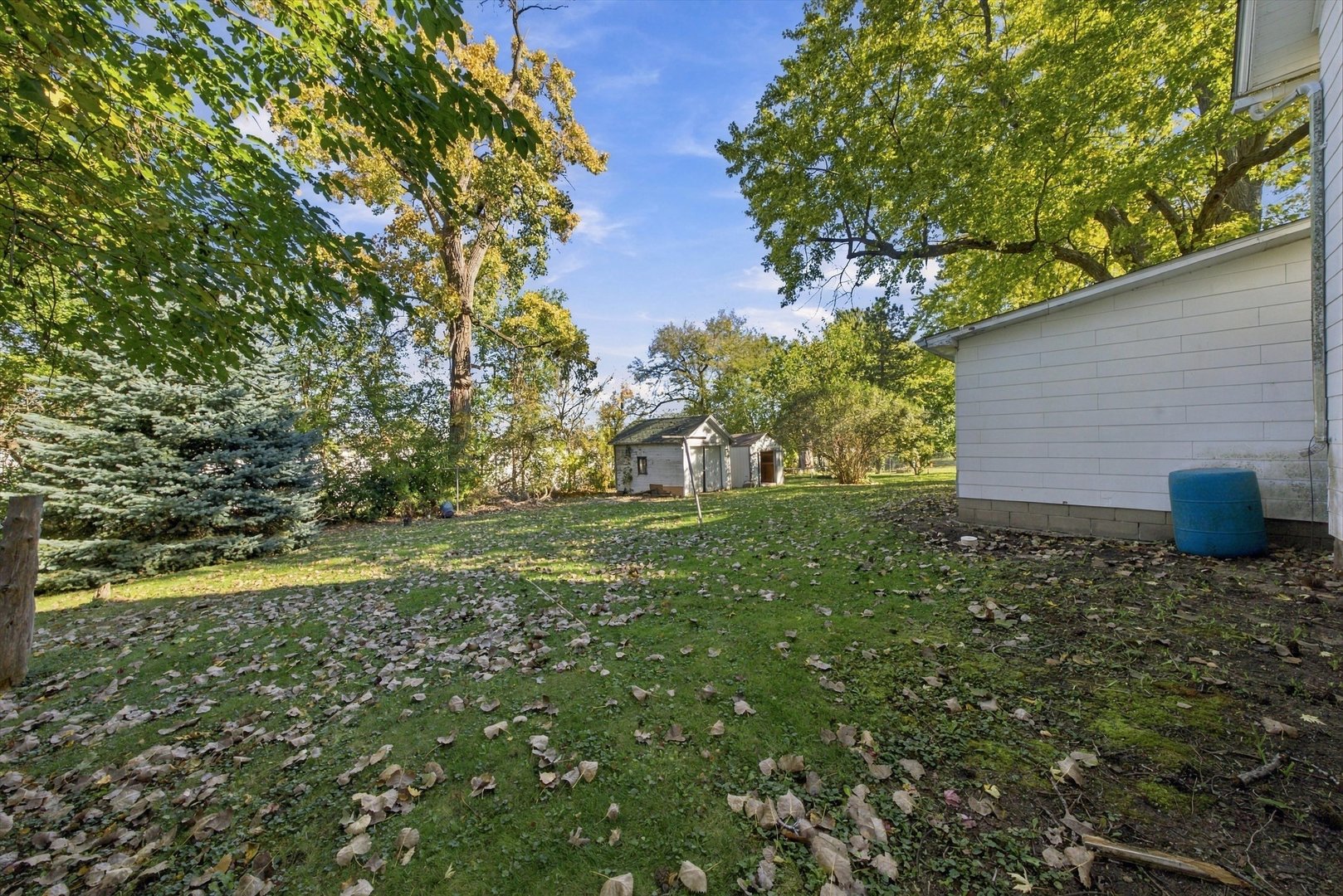 main property photo 34