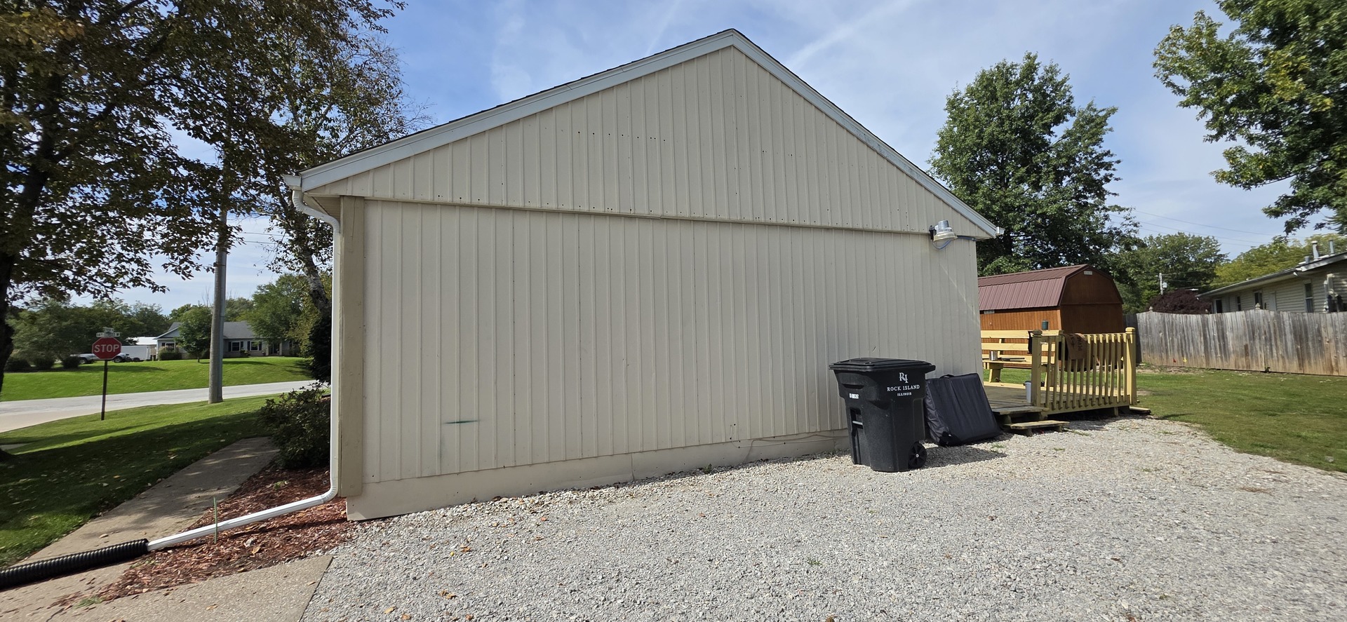 main property photo 18