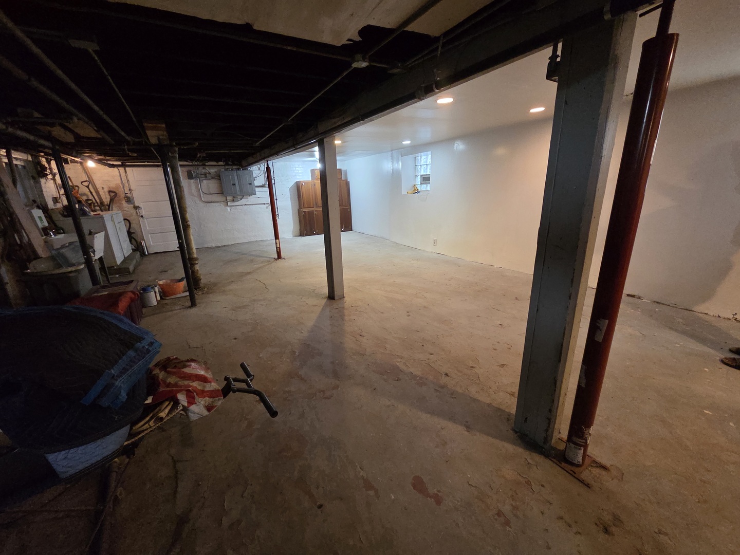 main property photo 9