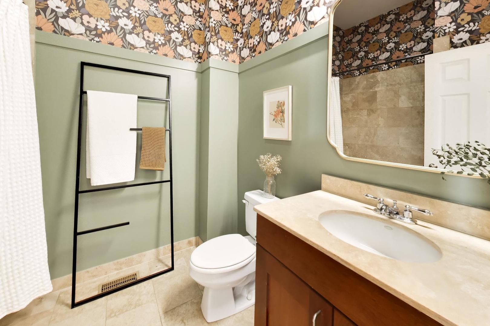 property viewer photo 22