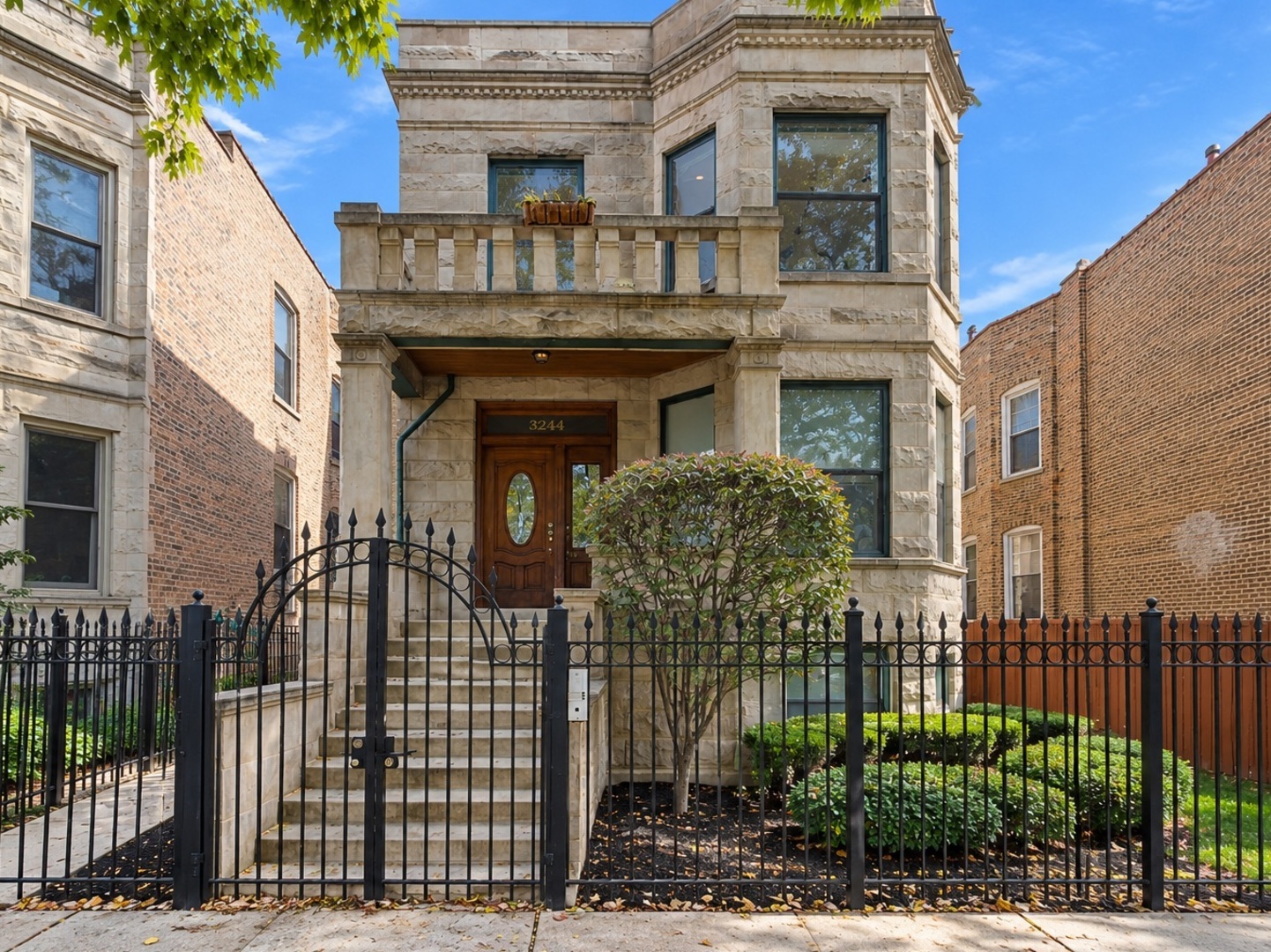 main property photo 2