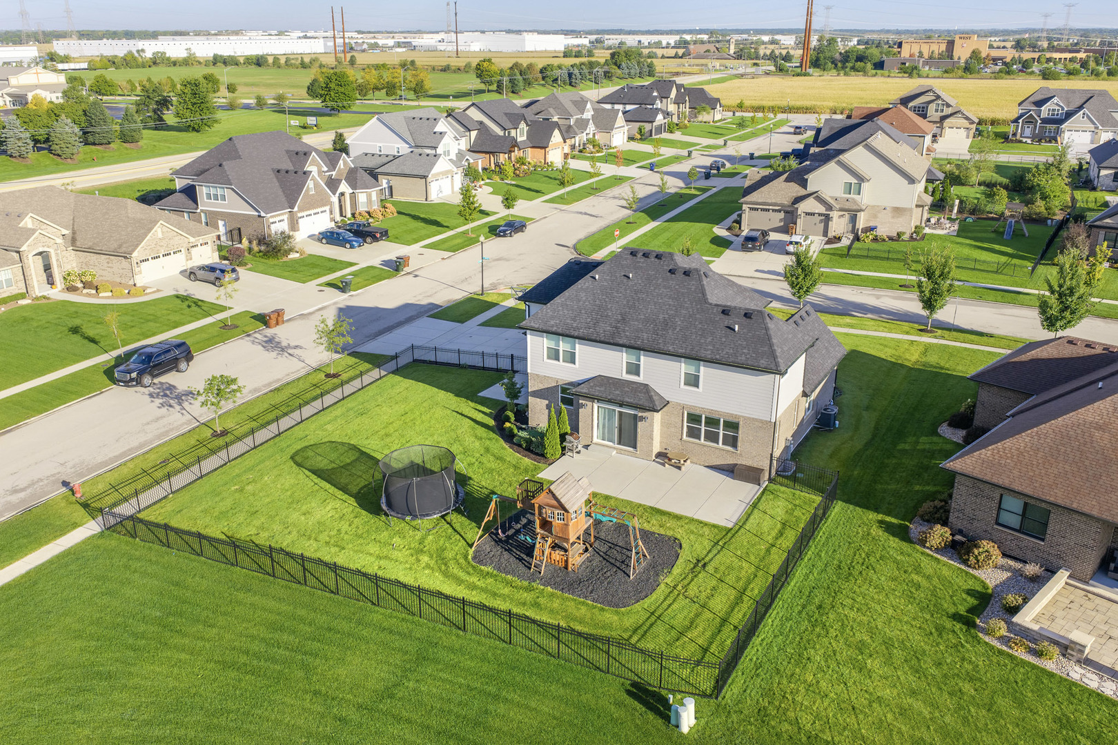 main property photo 38