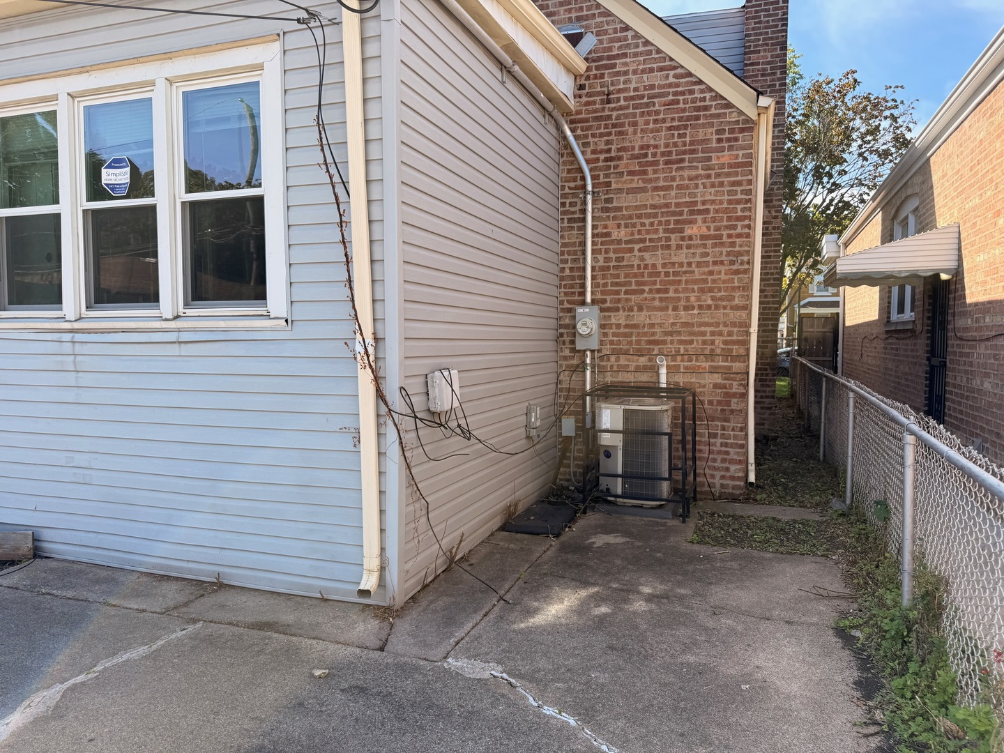 main property photo 27