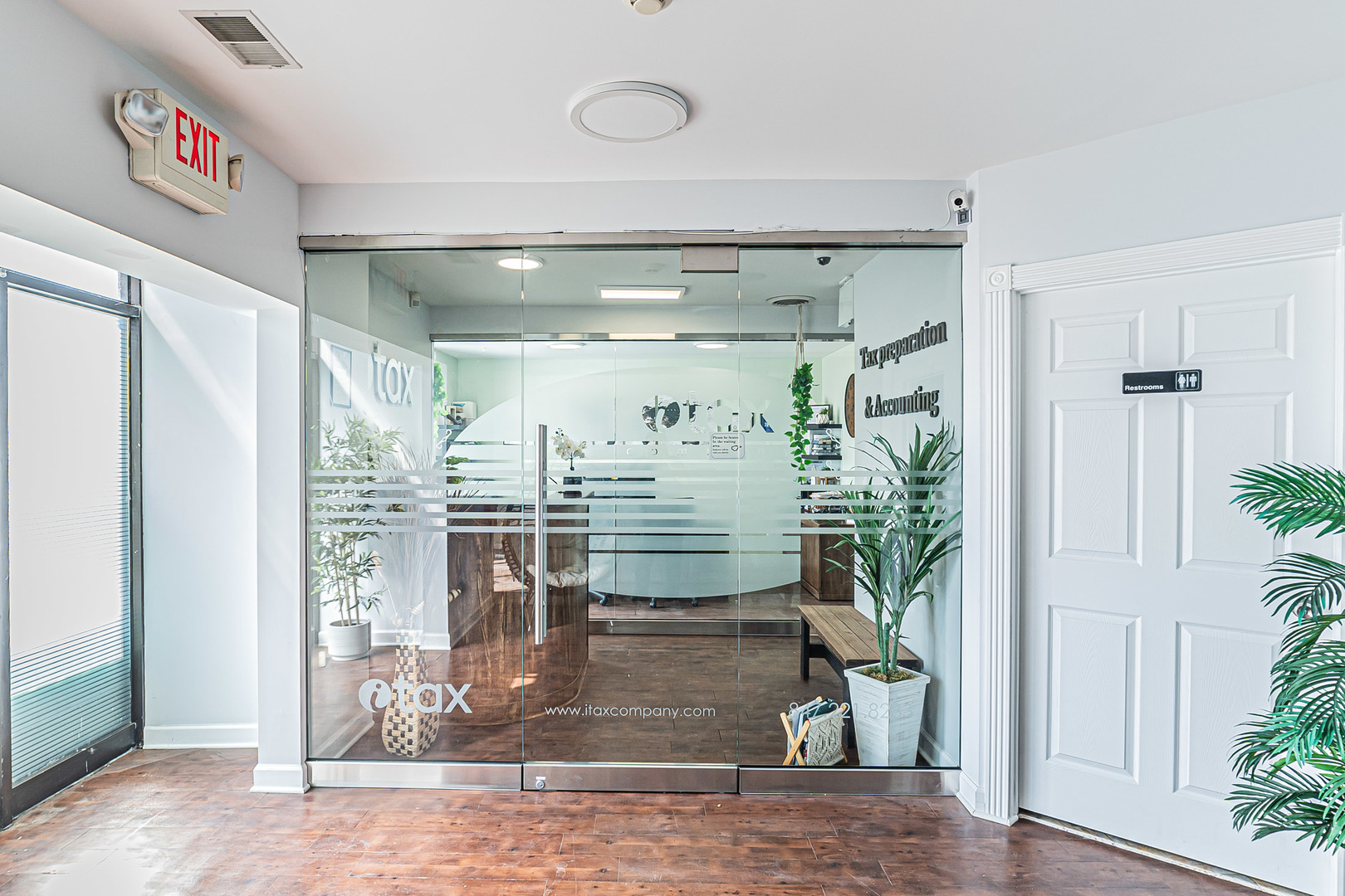 main property photo 8
