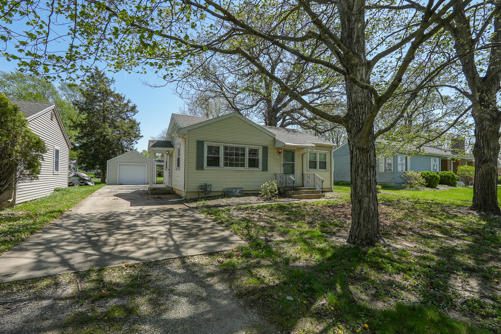 main property photo 25