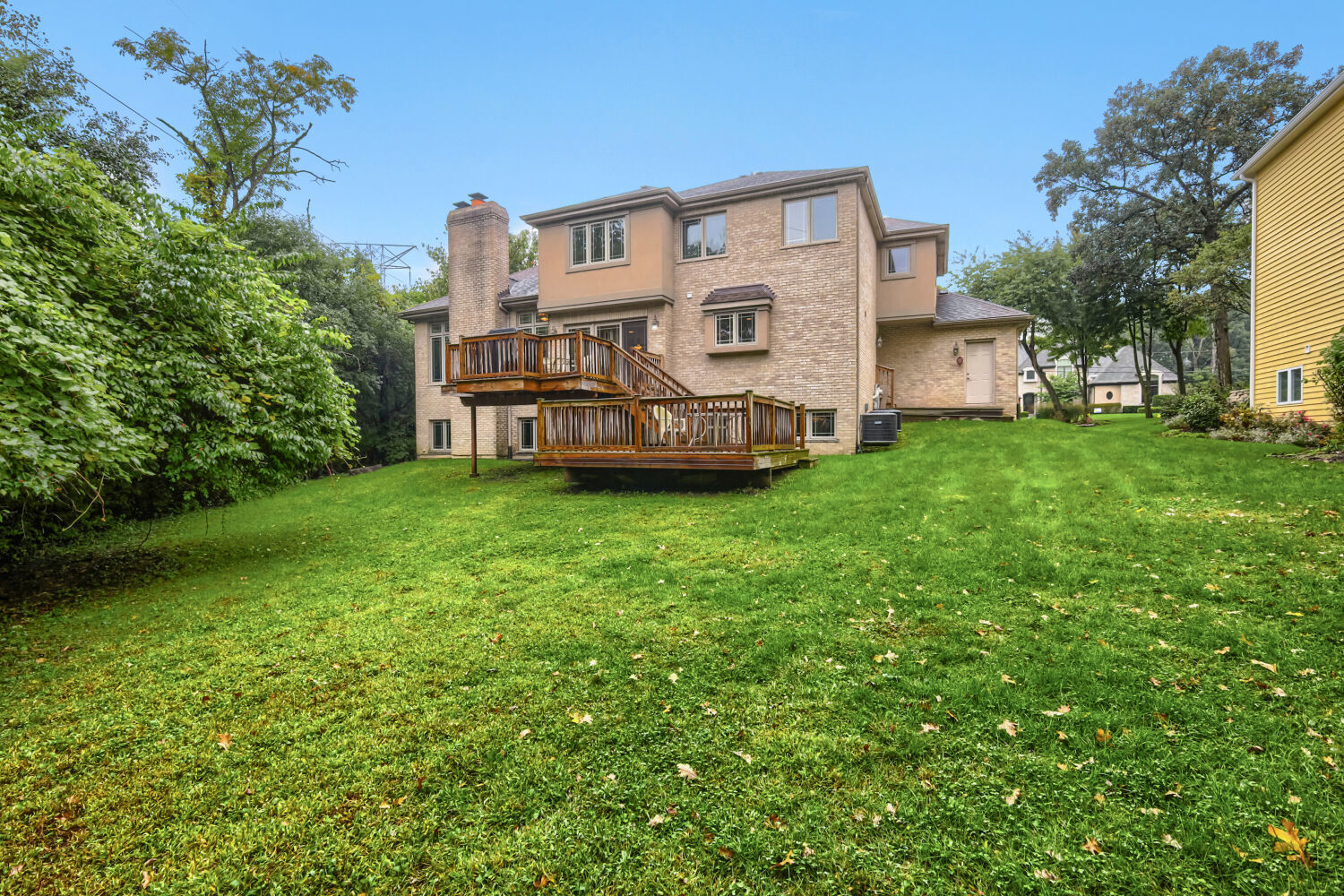 main property photo 33