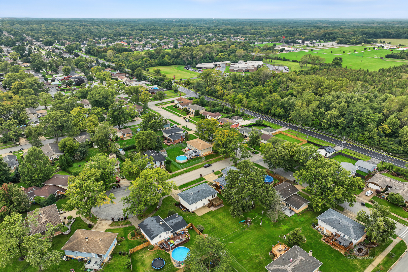 main property photo 33